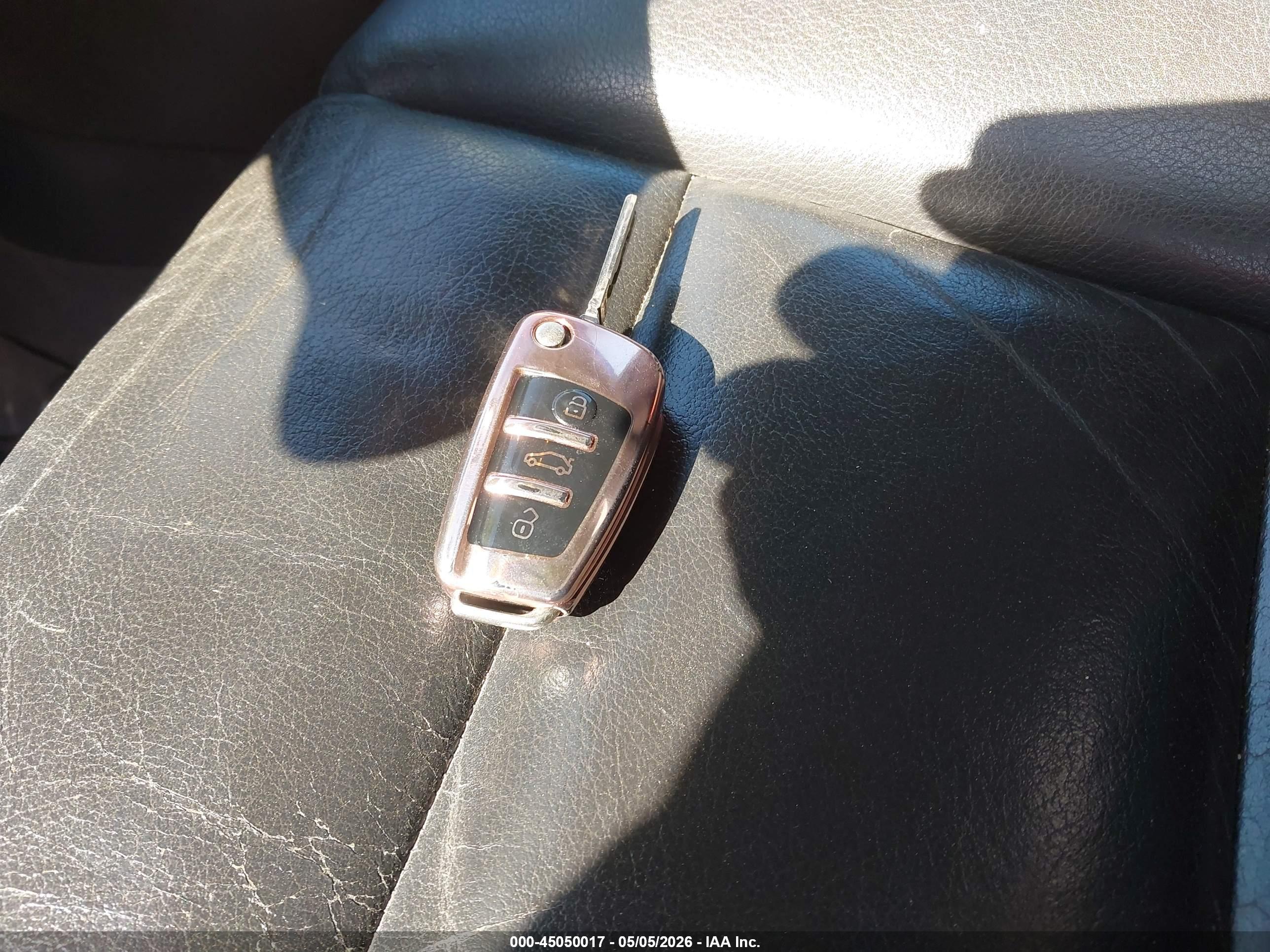 AUDI A4 image 11
