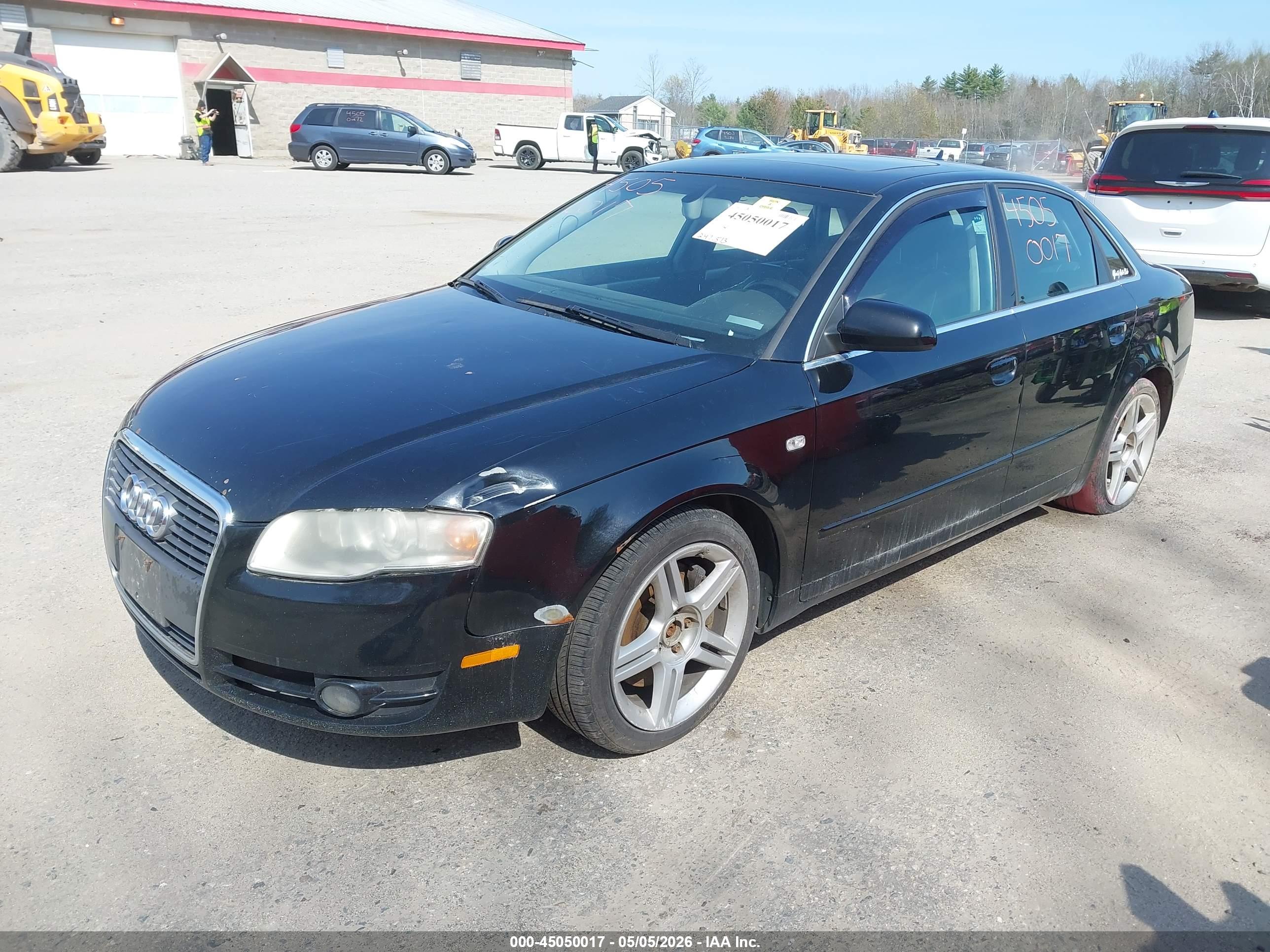 AUDI A4 image 2