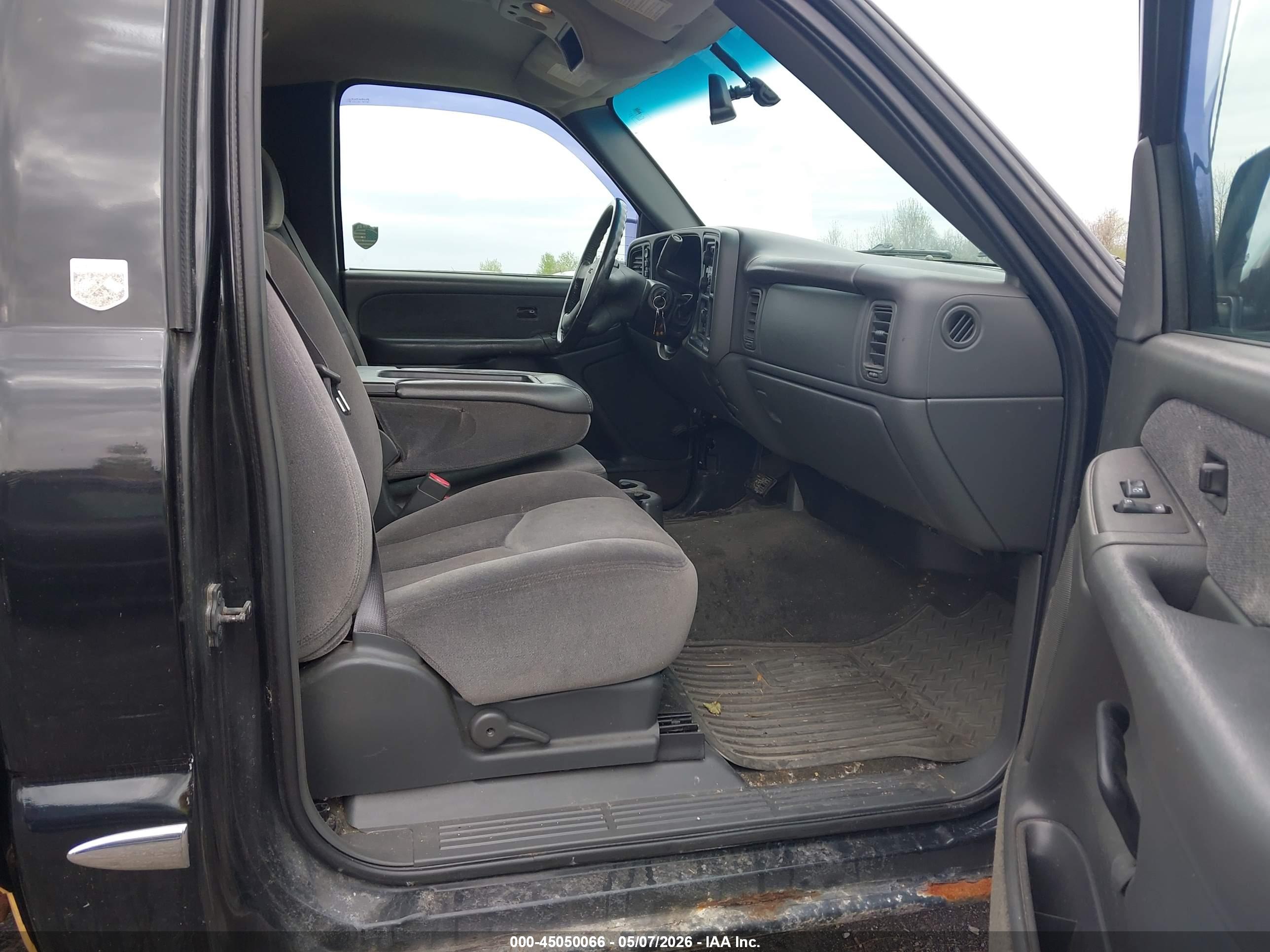 GMC SIERRA image 5