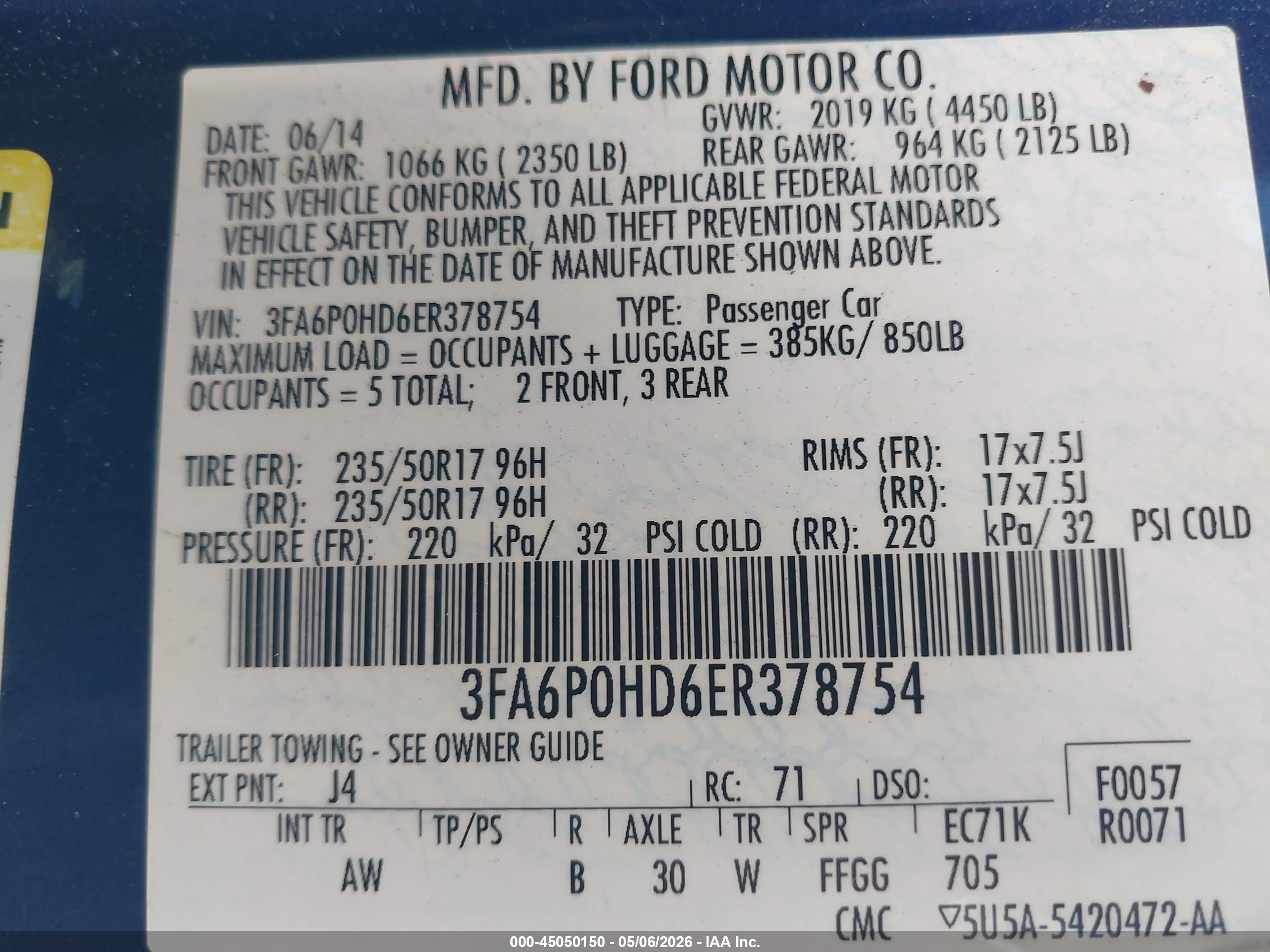 FORD FUSION image 9