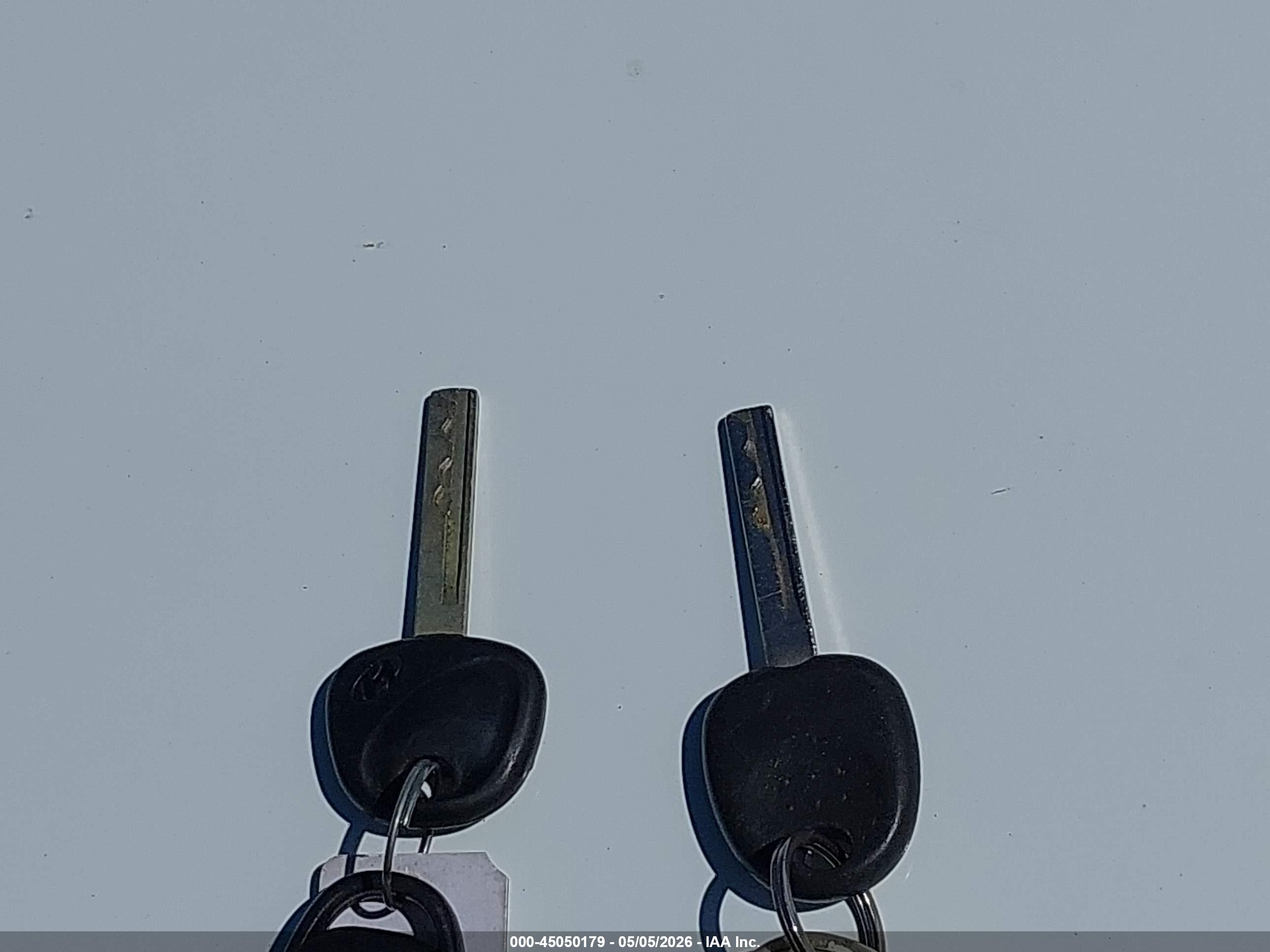 HYUNDAI ACCENT image 11