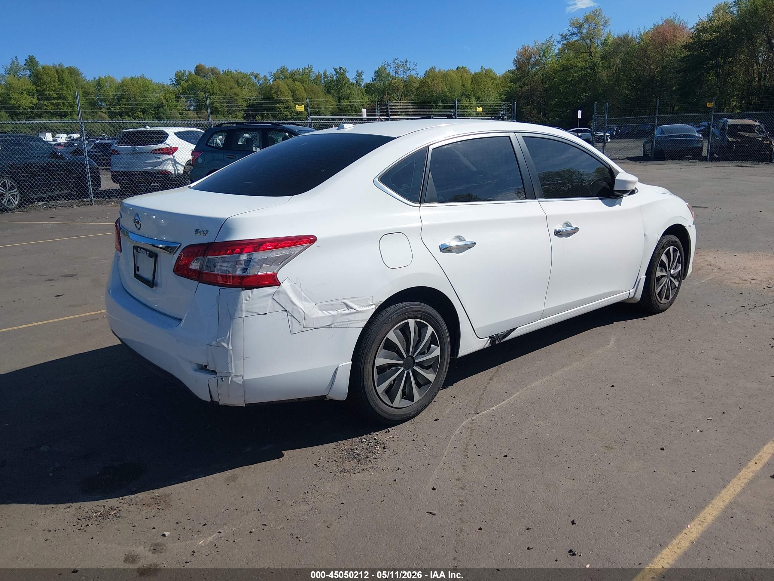 NISSAN SENTRA image 4