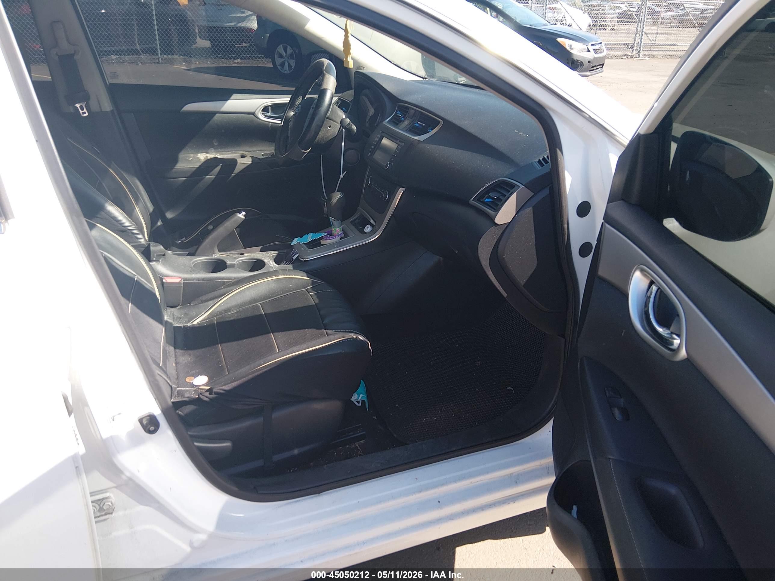 NISSAN SENTRA image 5