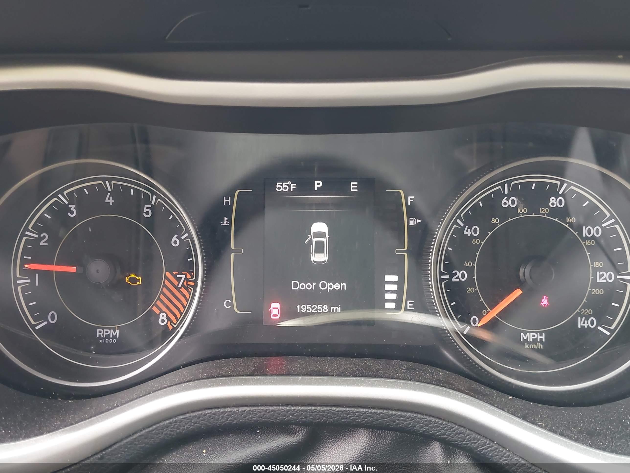 JEEP CHEROKEE image 7