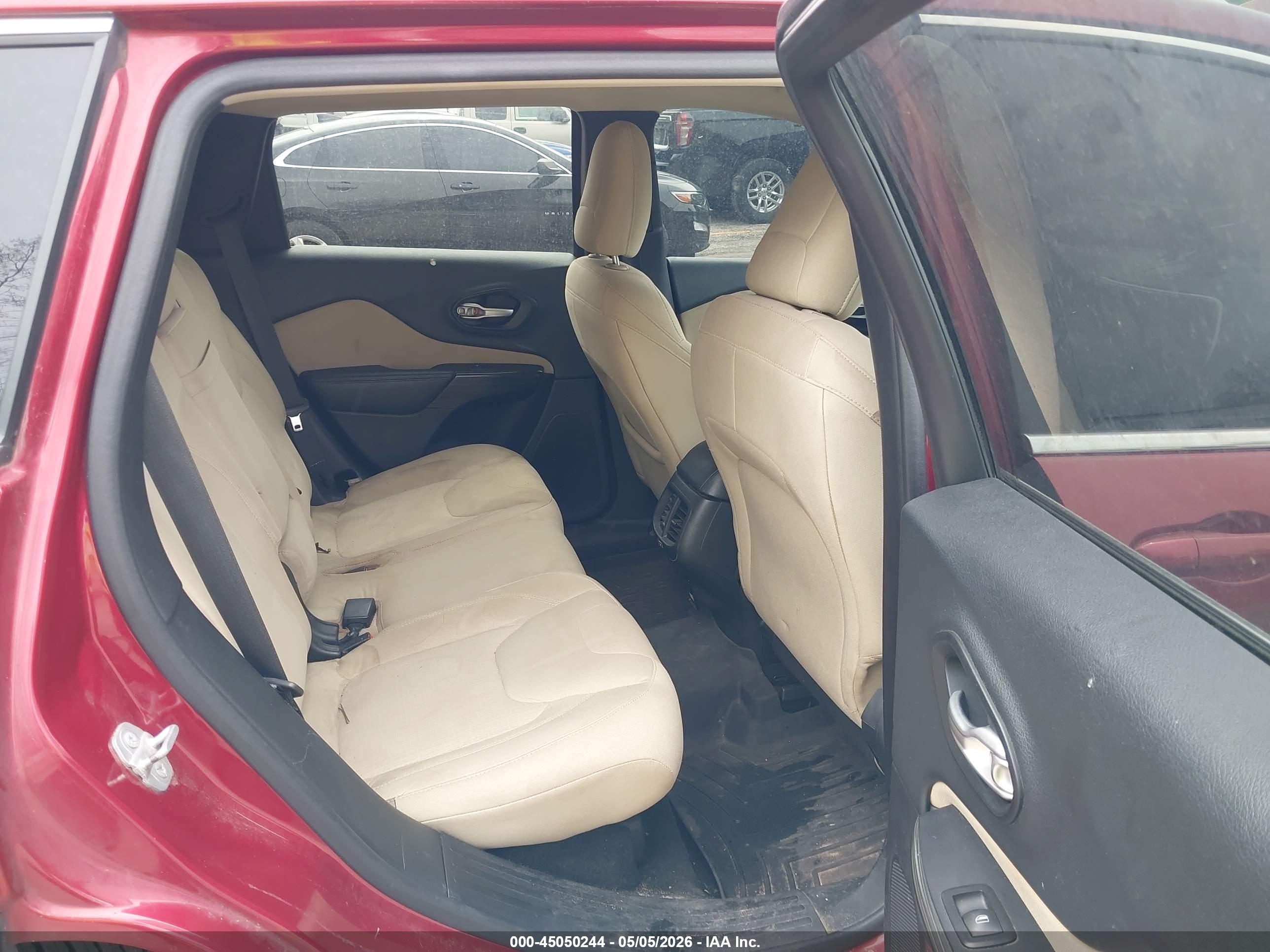 JEEP CHEROKEE image 8