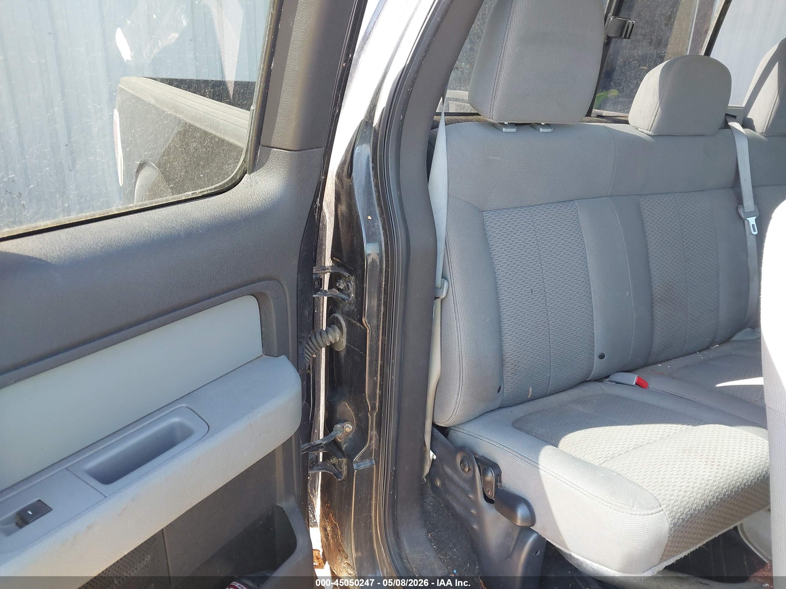 FORD F-150 image 8