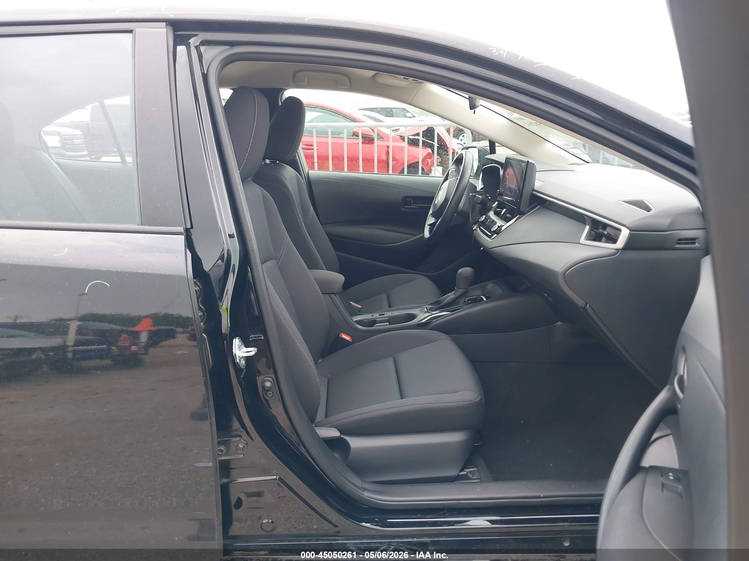 TOYOTA COROLLA image 5