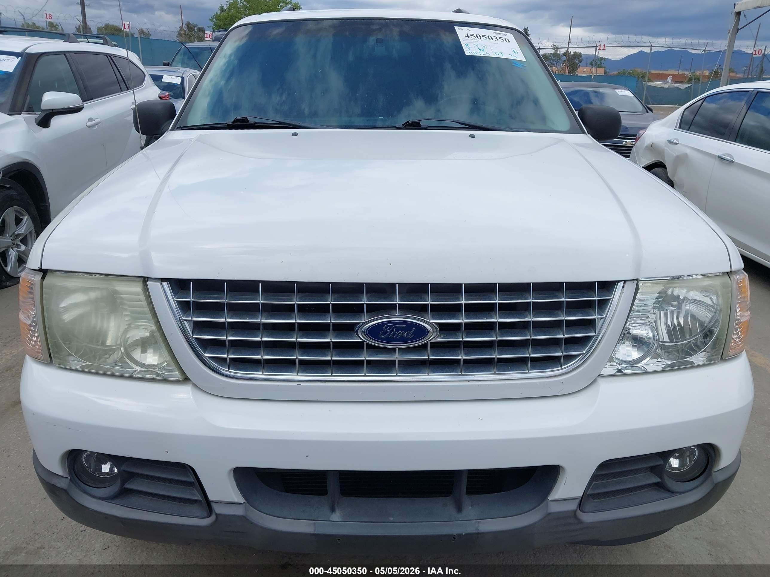 FORD EXPLORER image 6