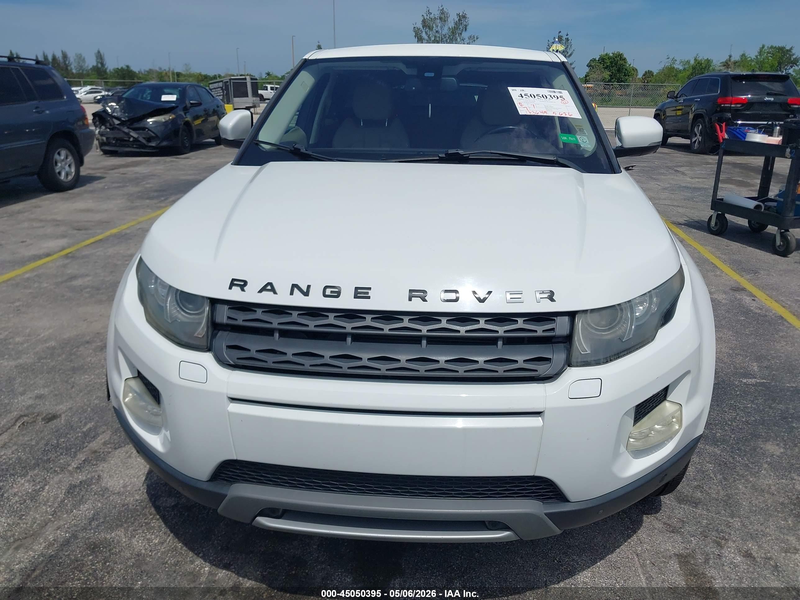 LAND ROVER image 6