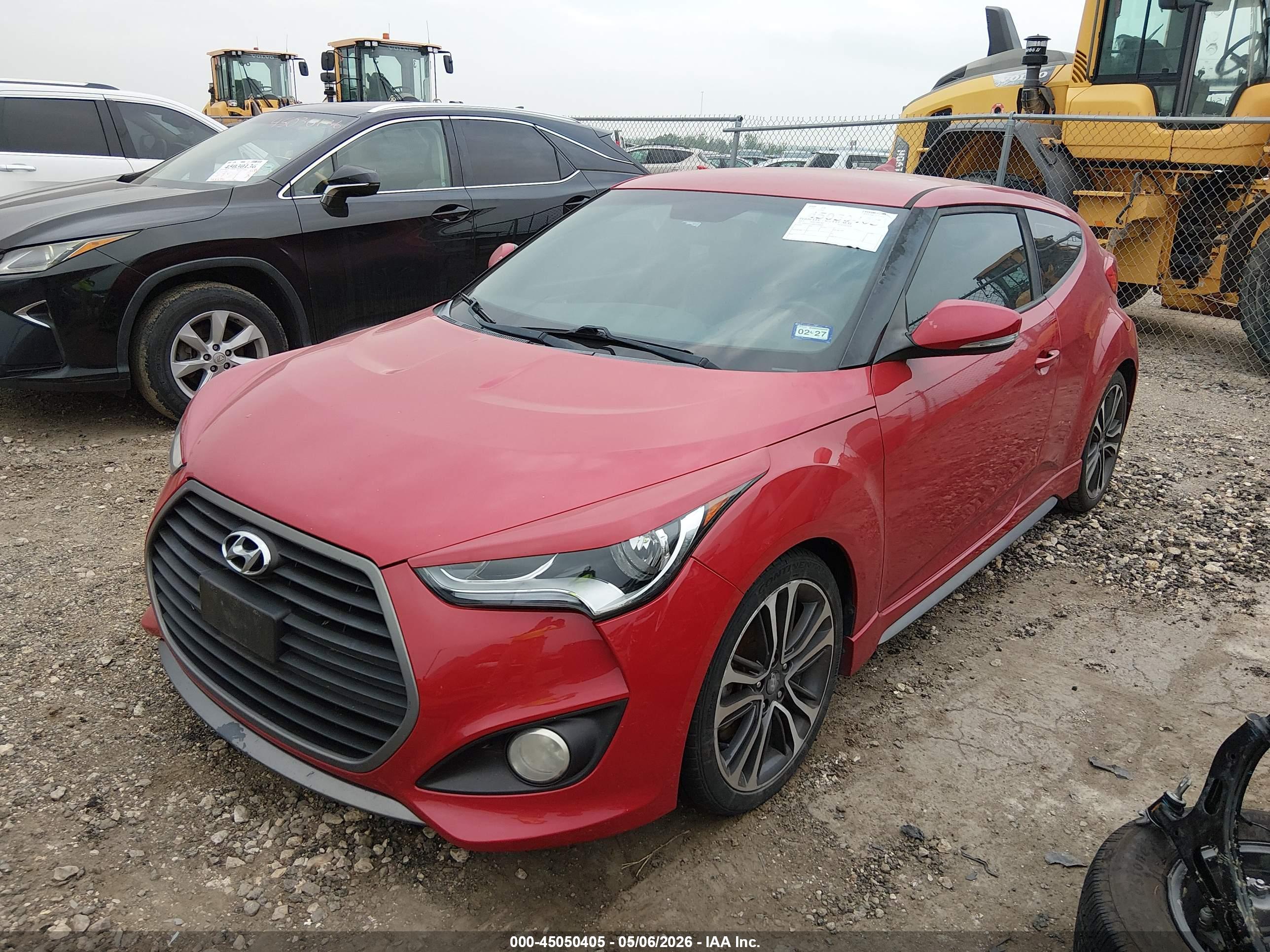 HYUNDAI VELOSTER image 2