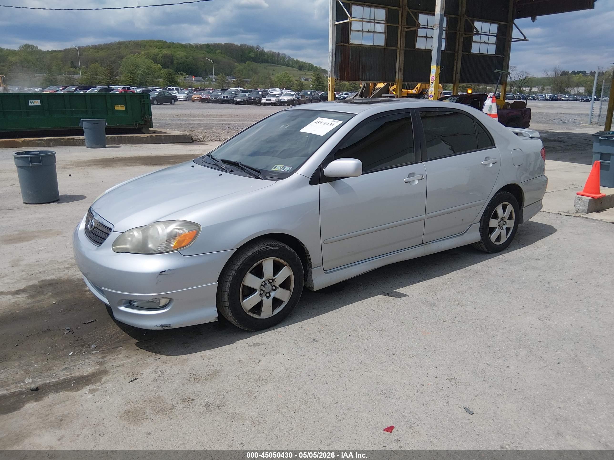 TOYOTA COROLLA image 2