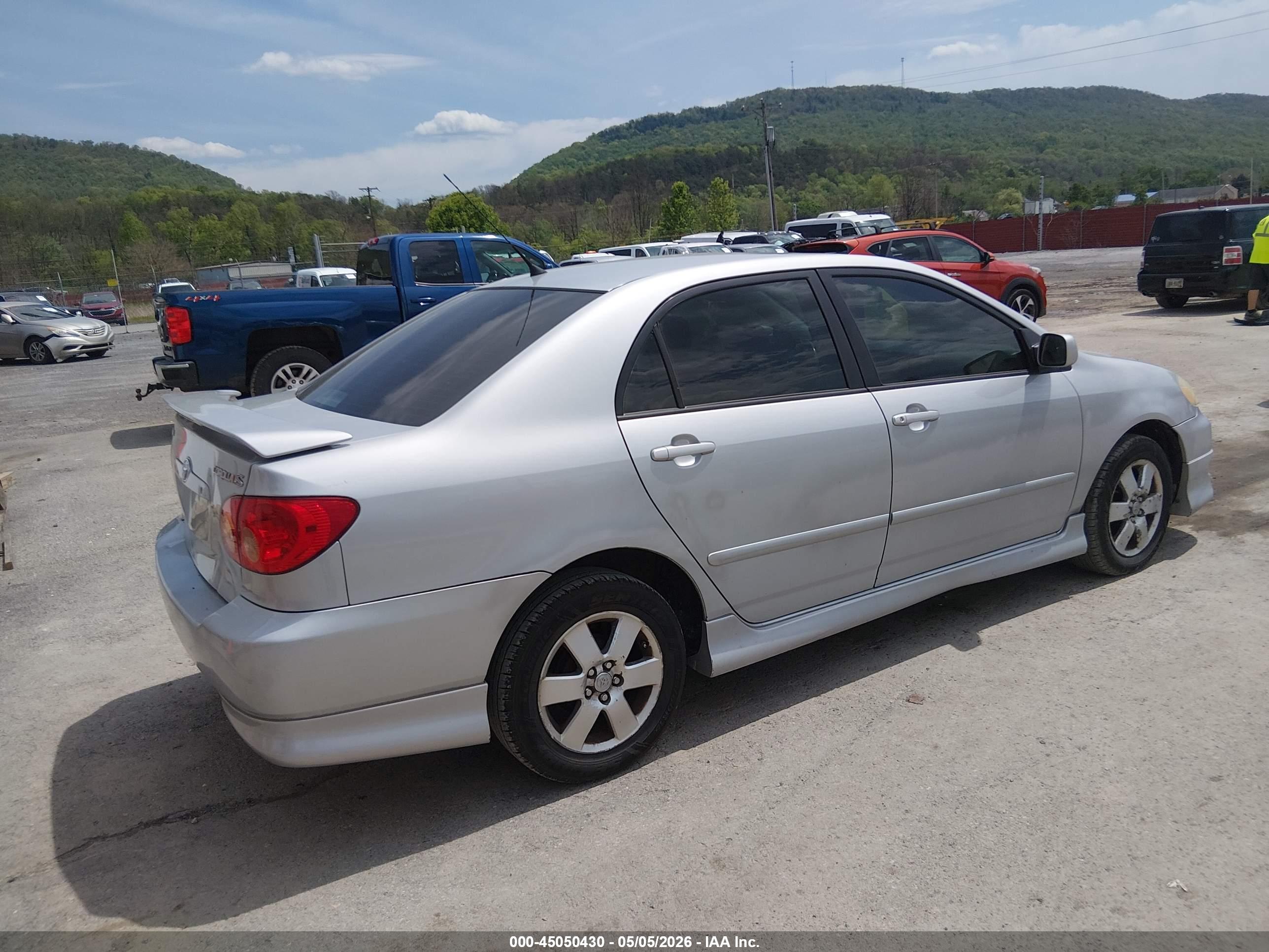 TOYOTA COROLLA image 4