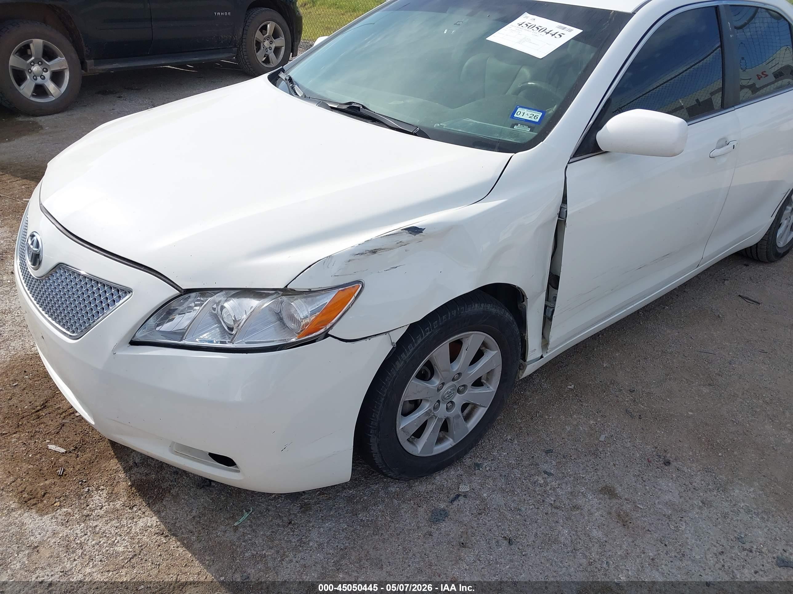TOYOTA CAMRY image 6