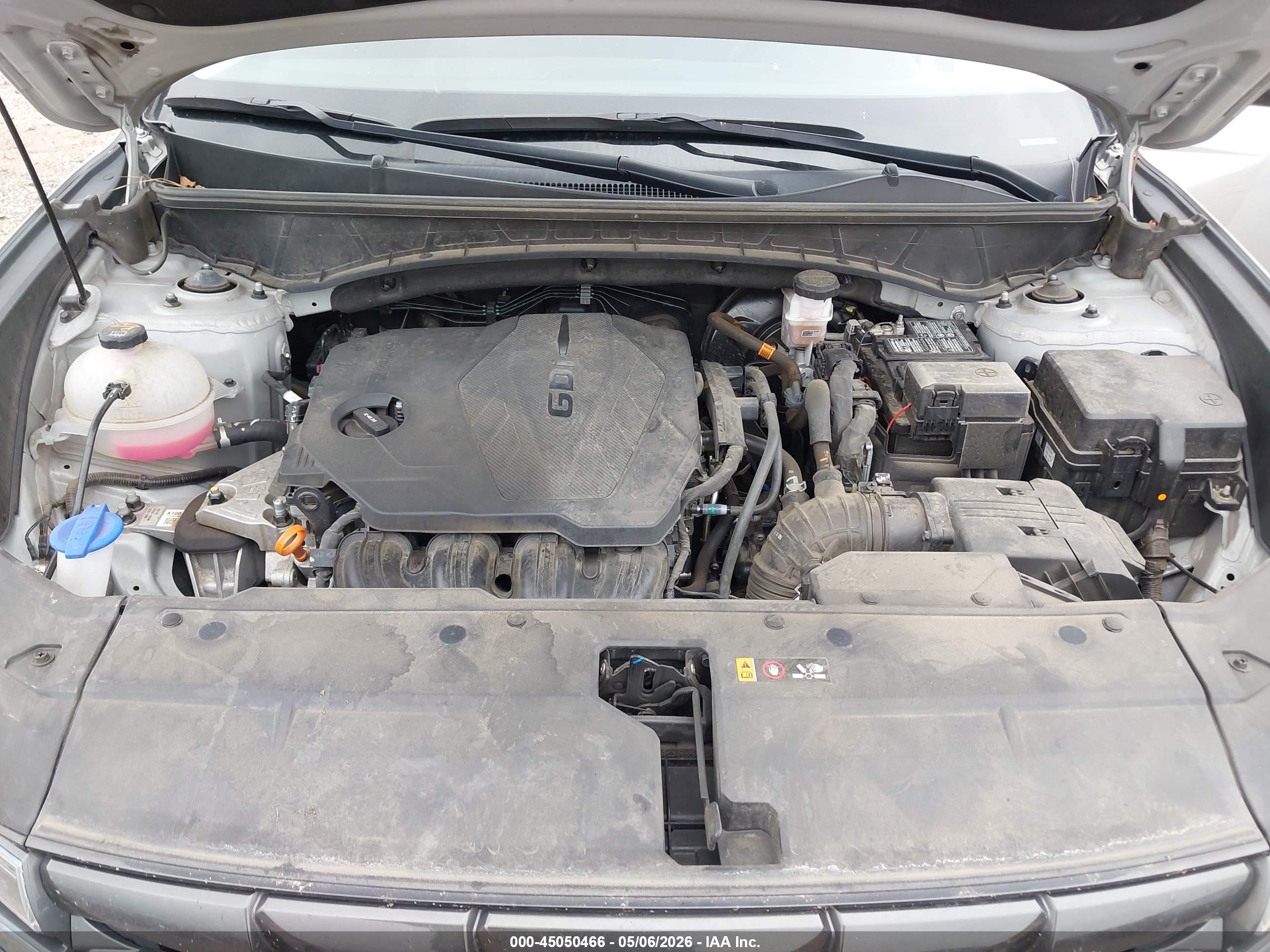 HYUNDAI TUCSON image 10