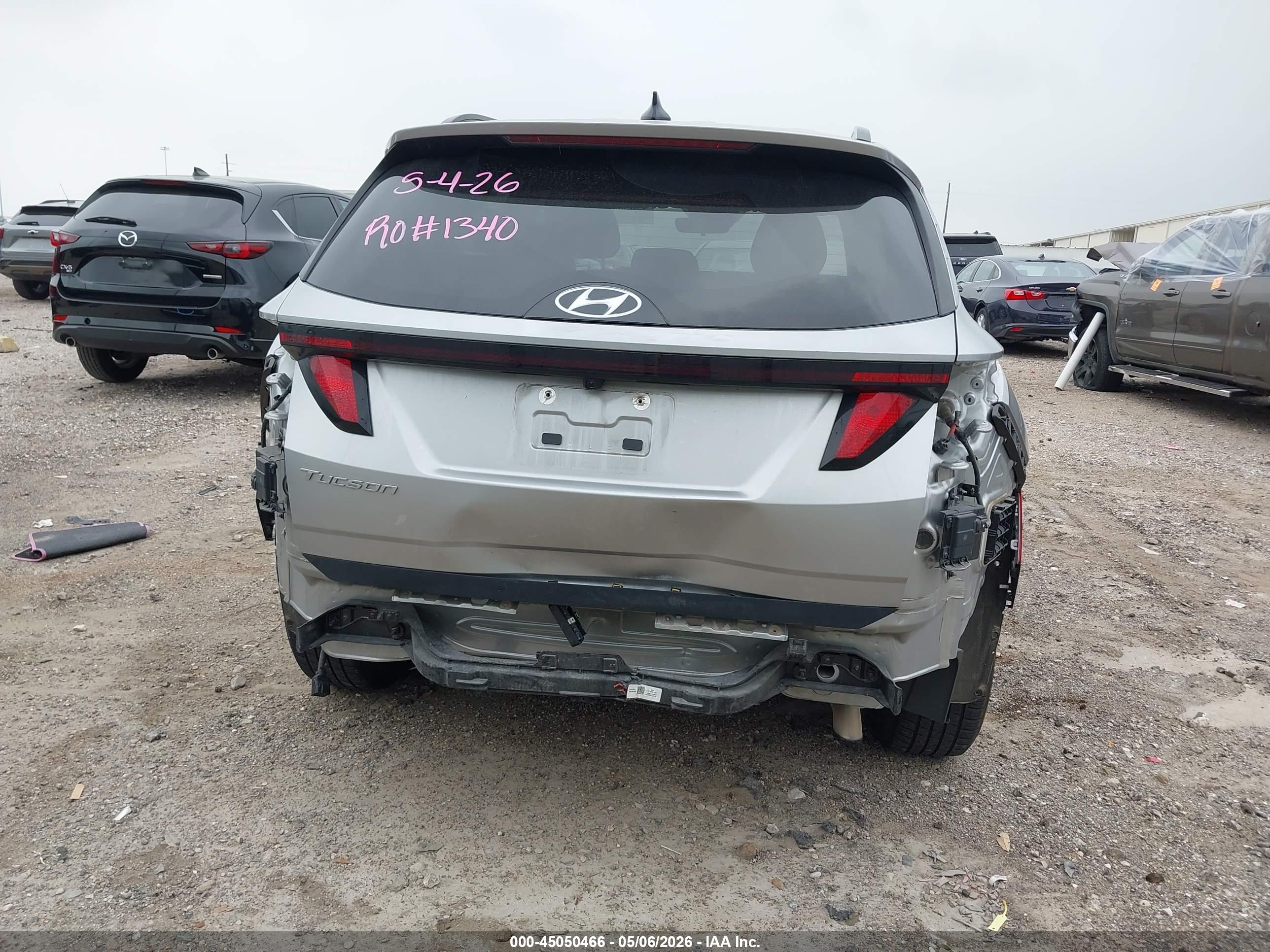 HYUNDAI TUCSON image 6