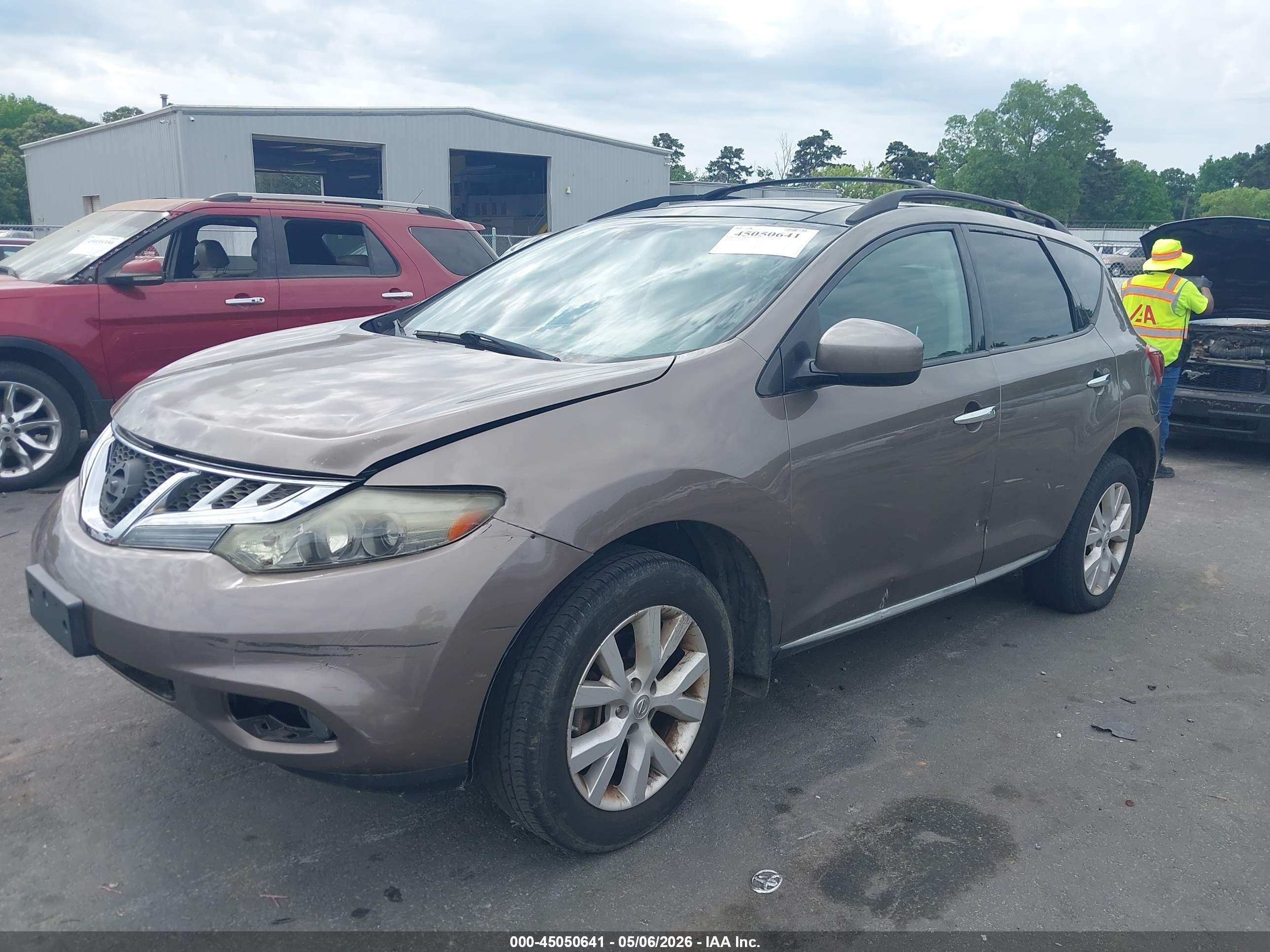 NISSAN MURANO image 2