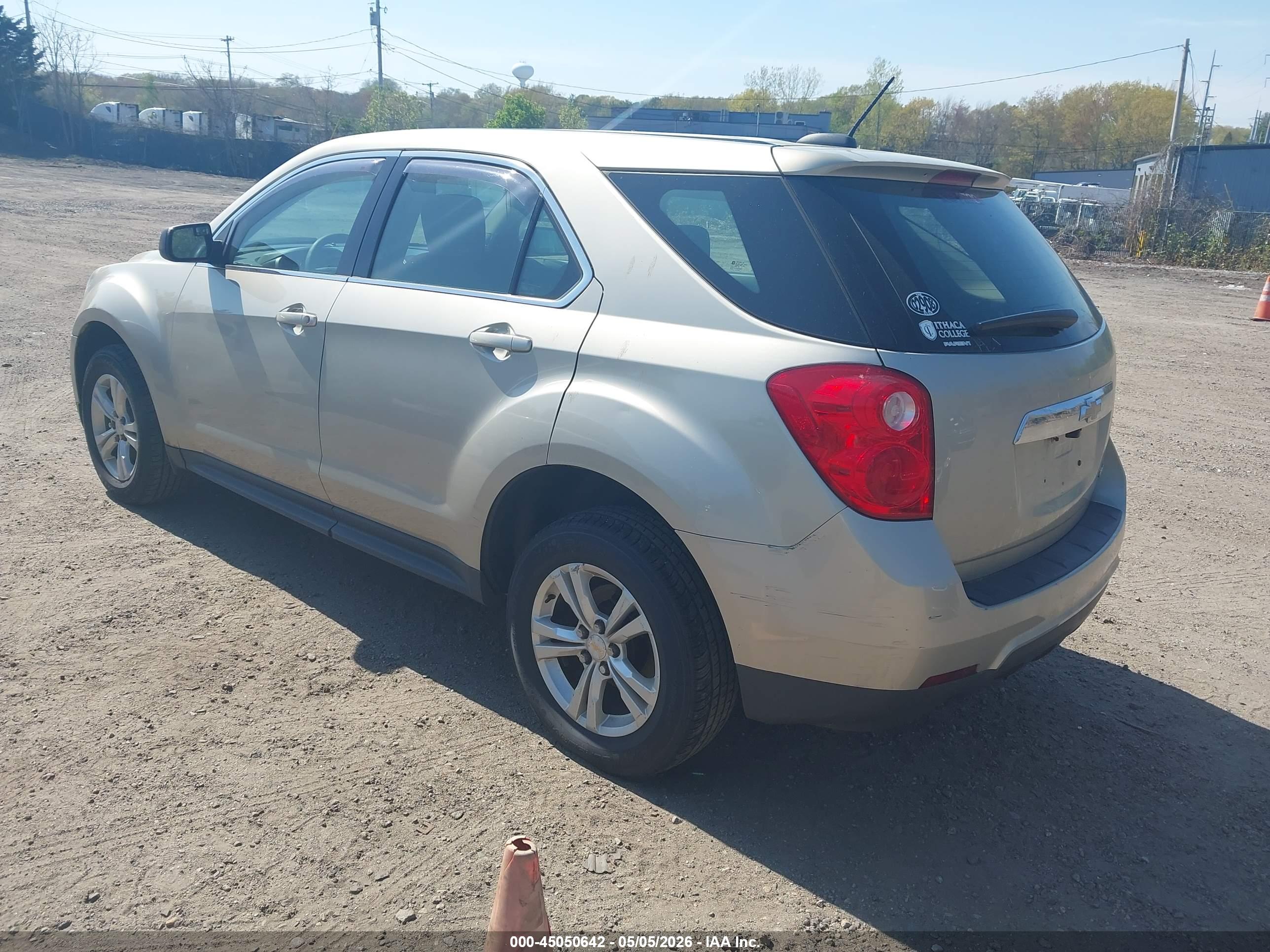 CHEVROLET EQUINOX image 3