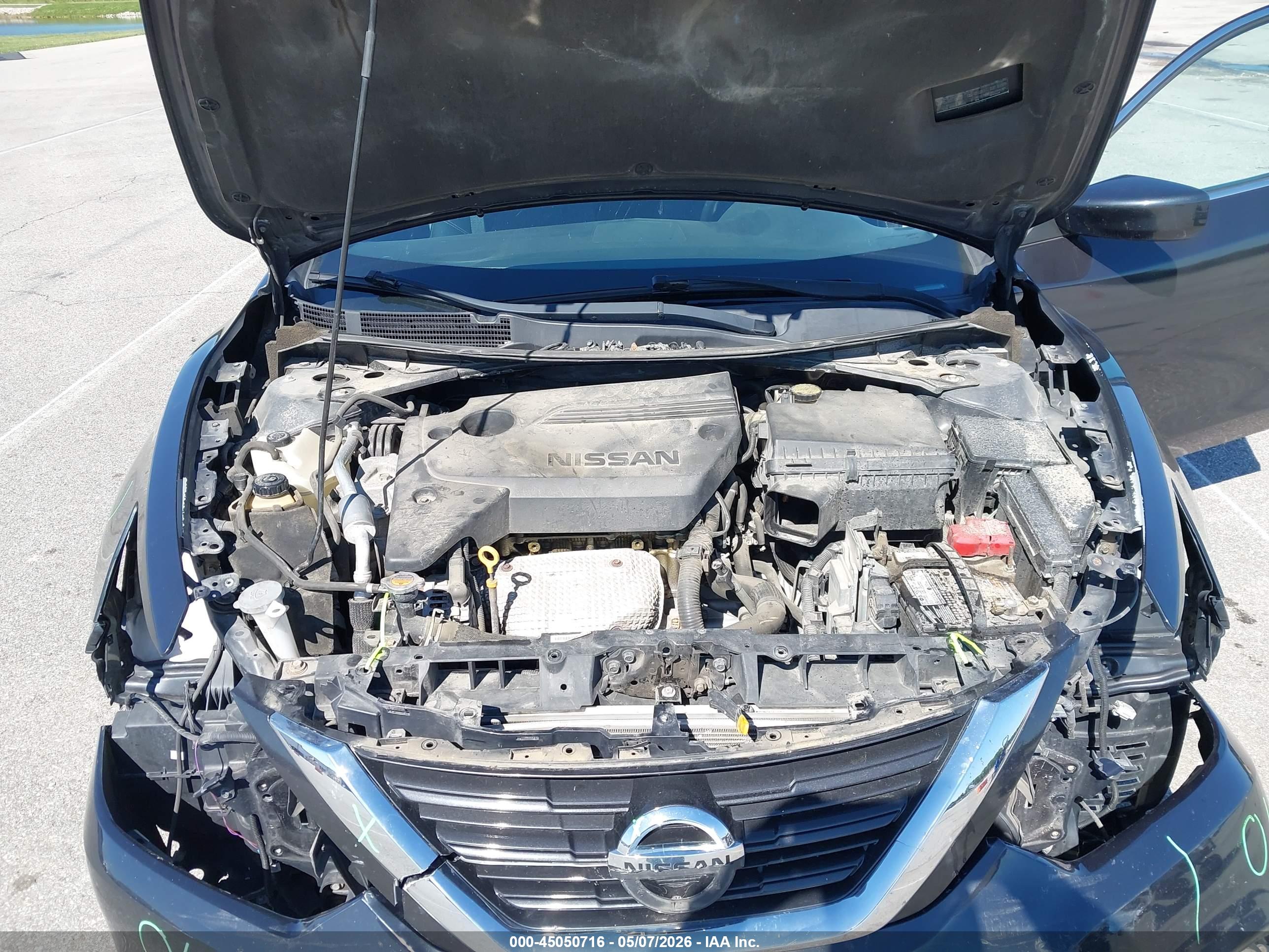 NISSAN ALTIMA image 10
