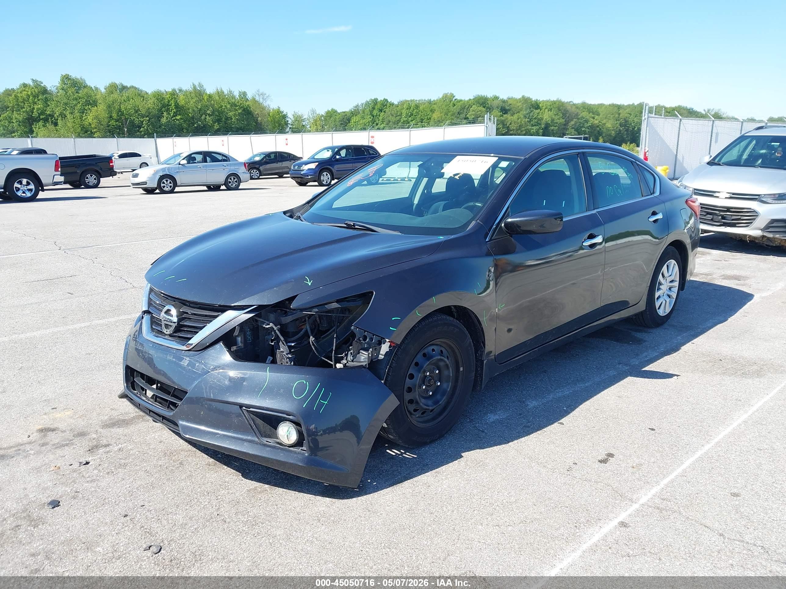 NISSAN ALTIMA image 2