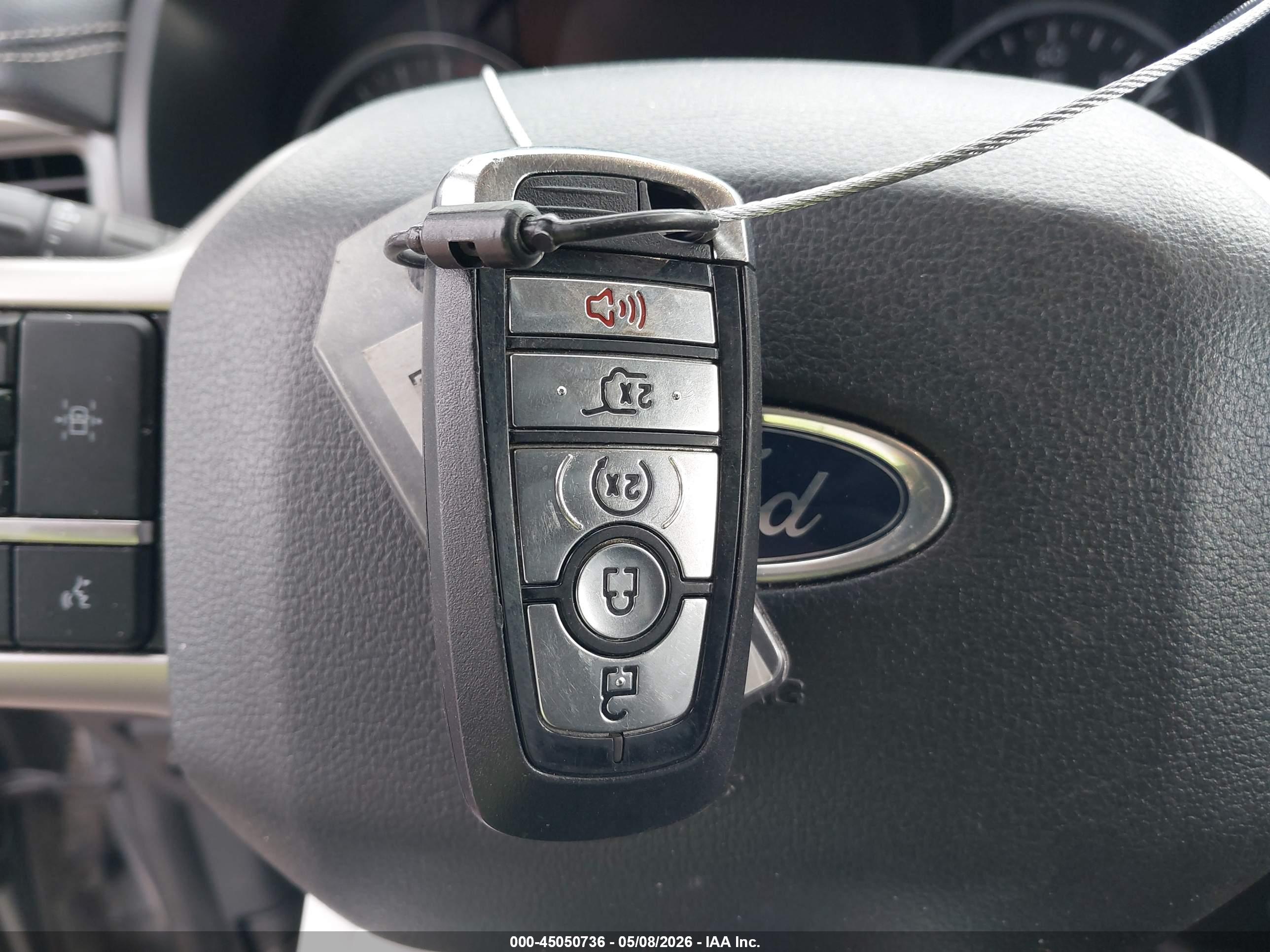 FORD EXPEDITION image 11