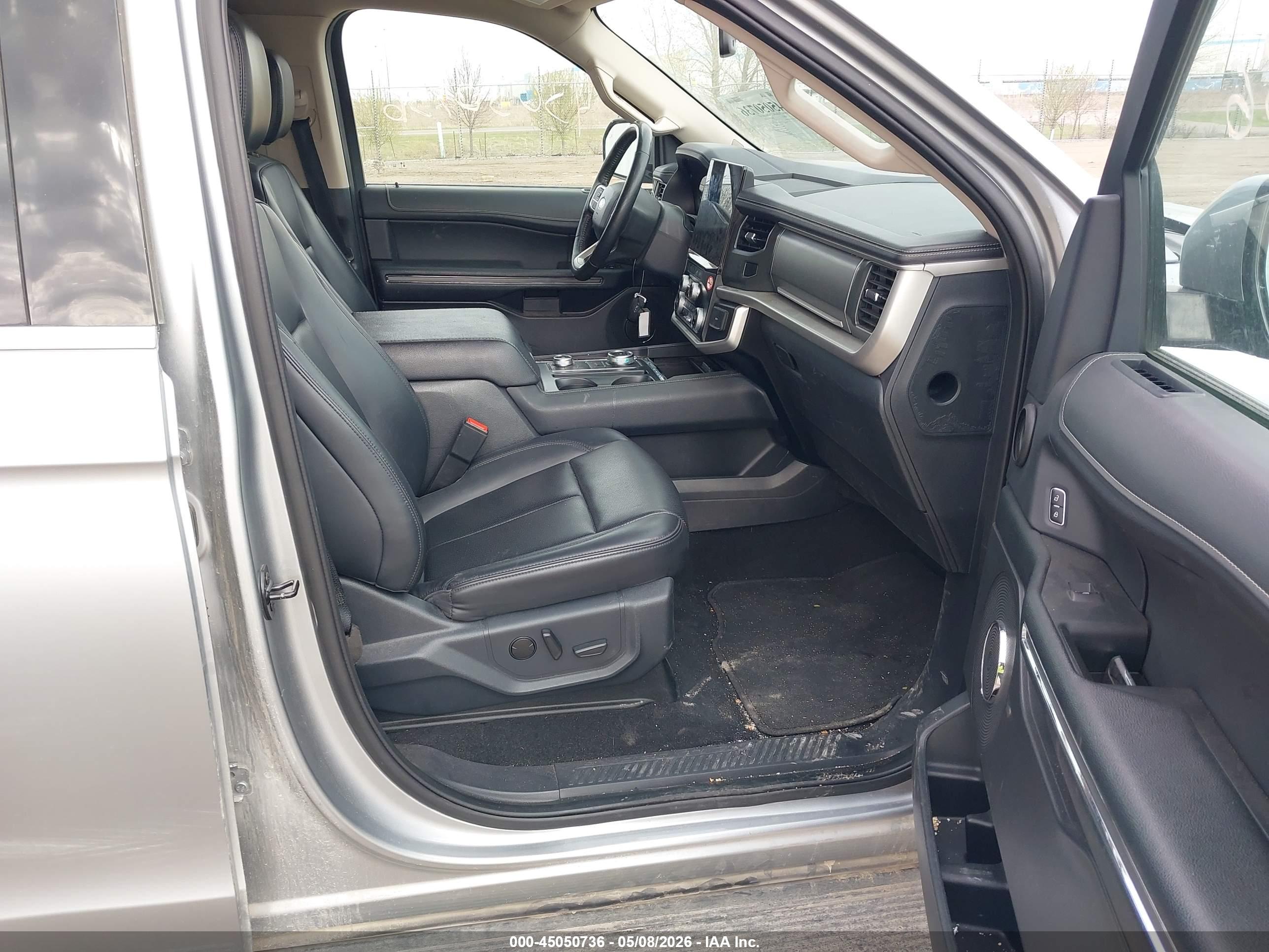 FORD EXPEDITION image 5