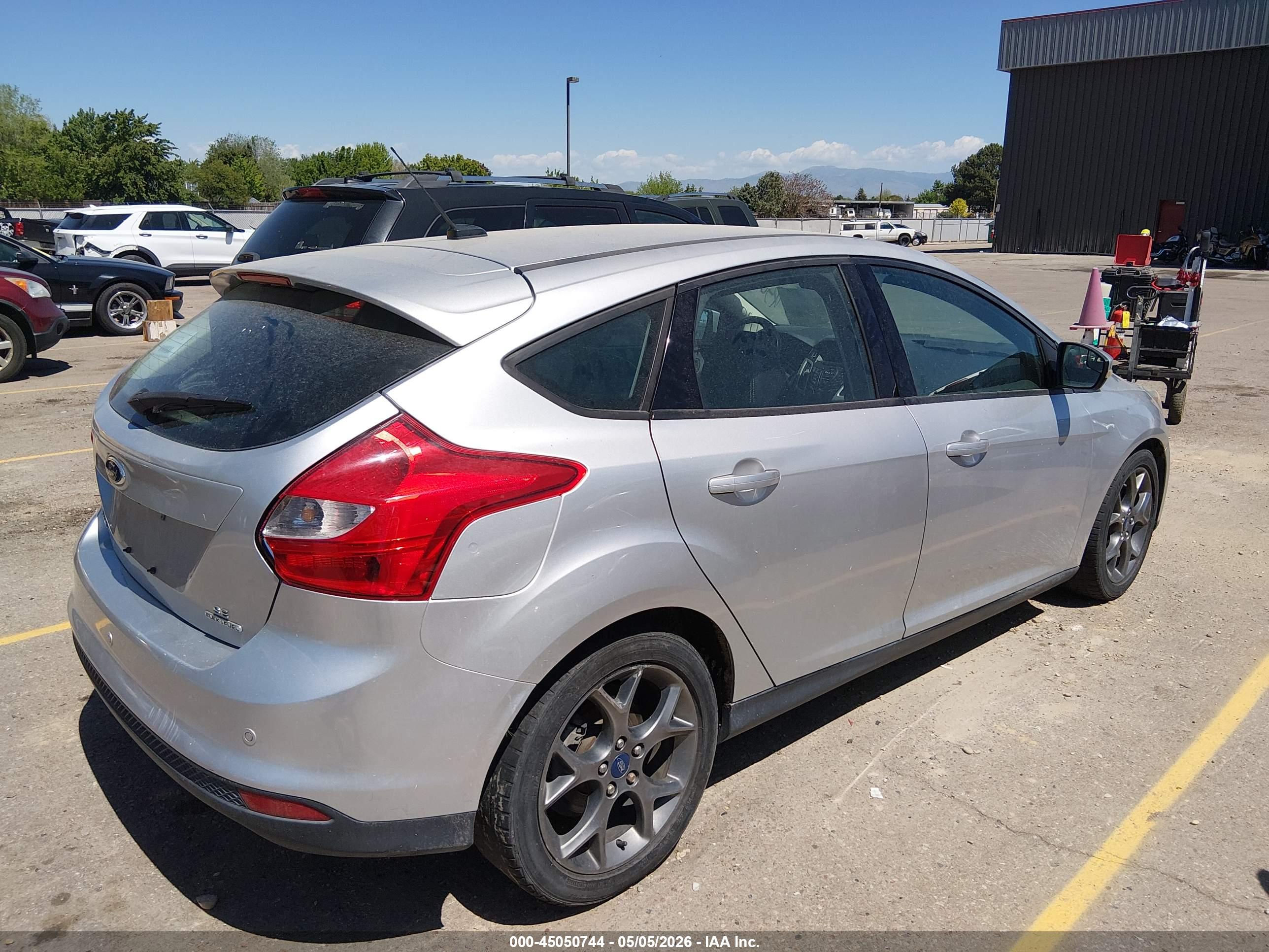 FORD FOCUS image 4