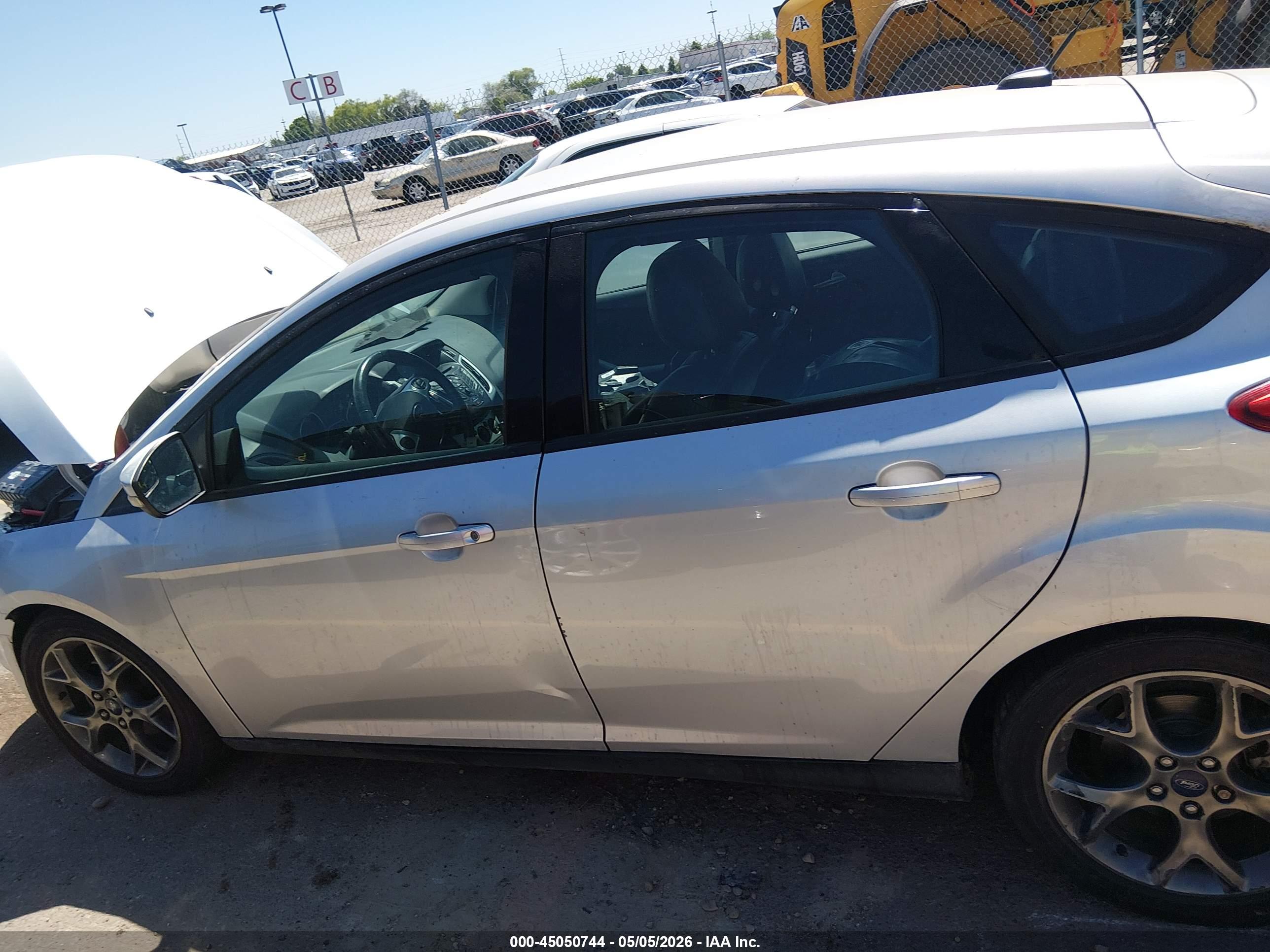 FORD FOCUS image 6