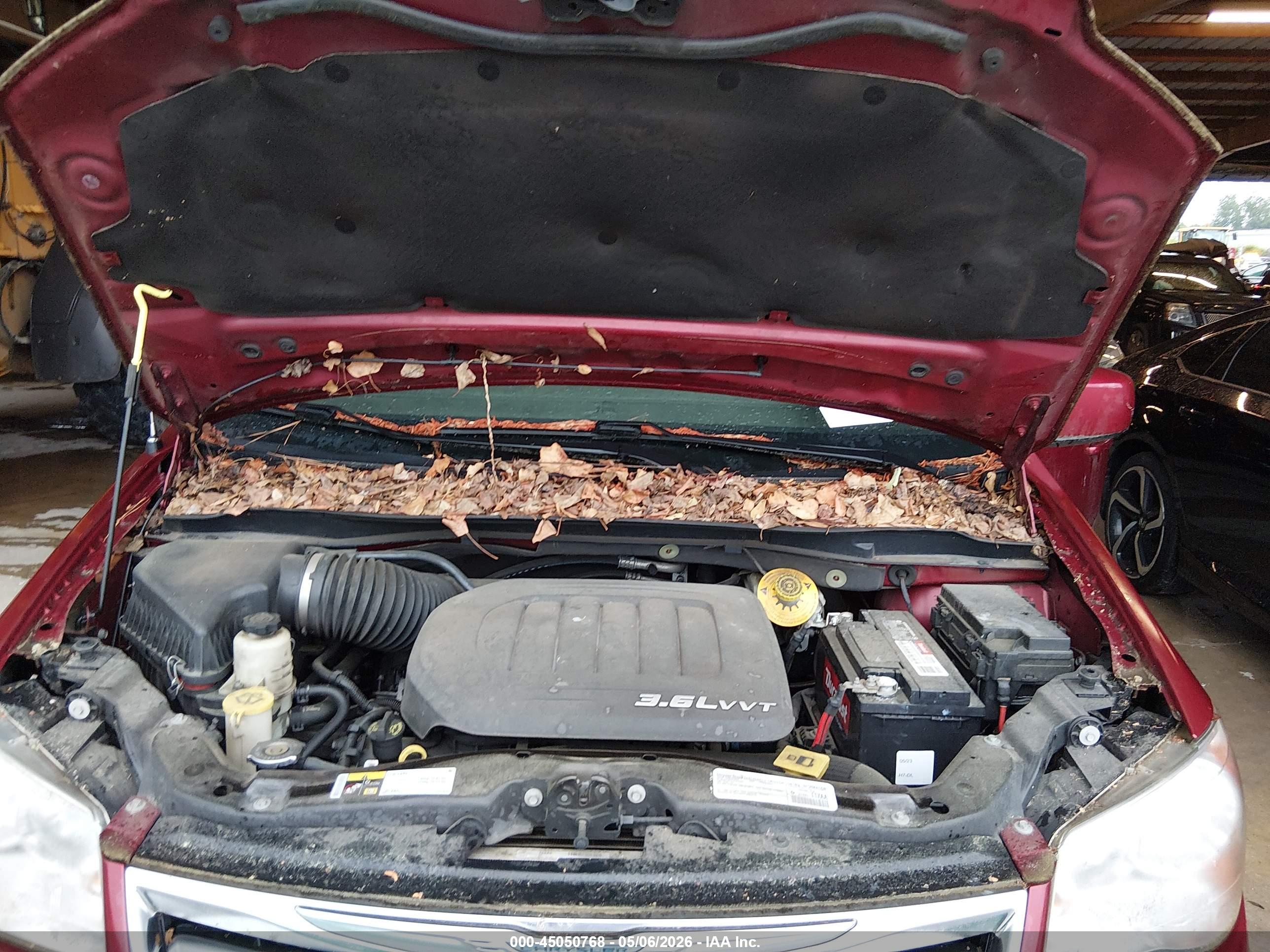 CHRYSLER TOWN image 10
