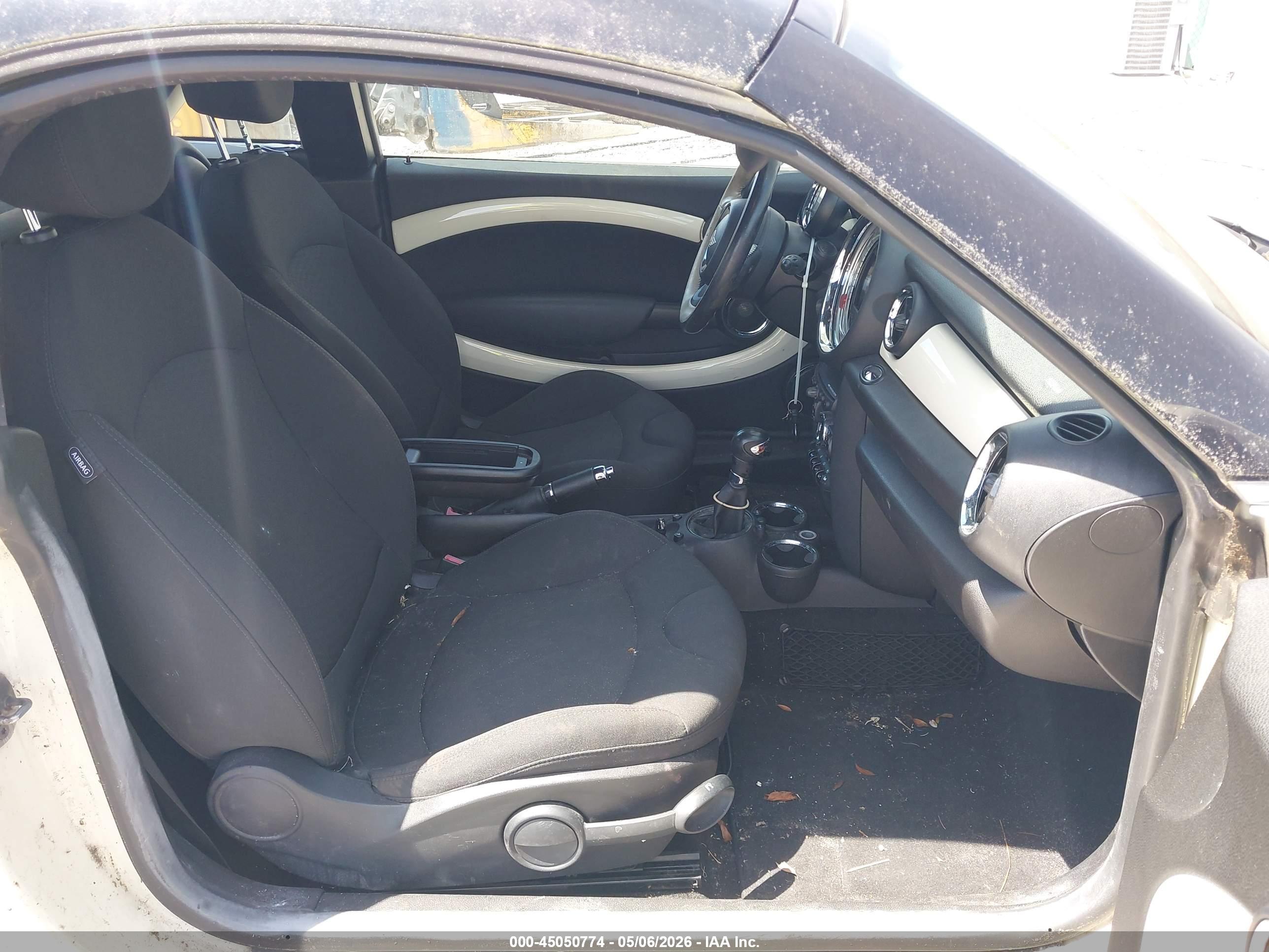 MINI COUPE image 5
