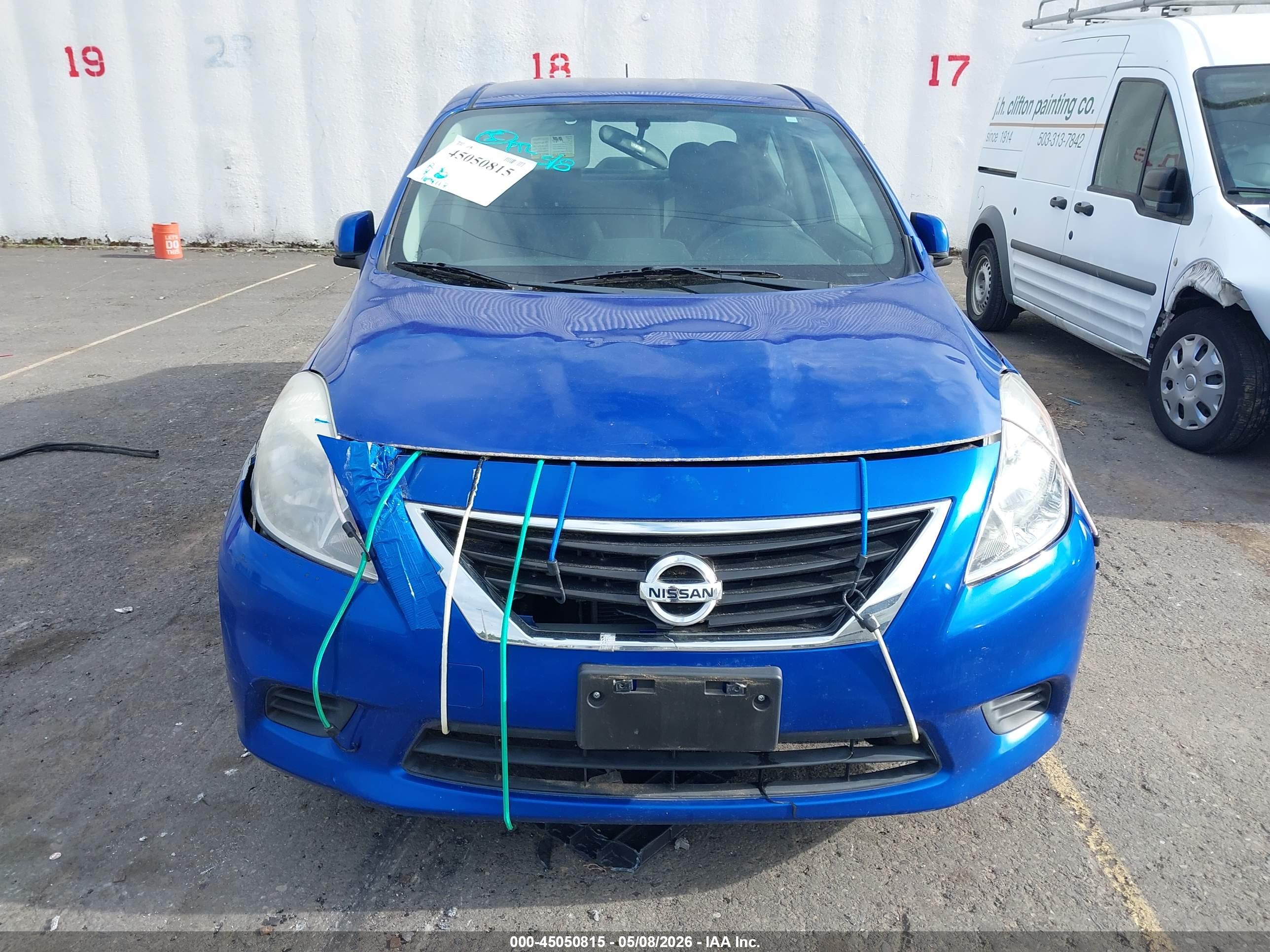 NISSAN VERSA image 6