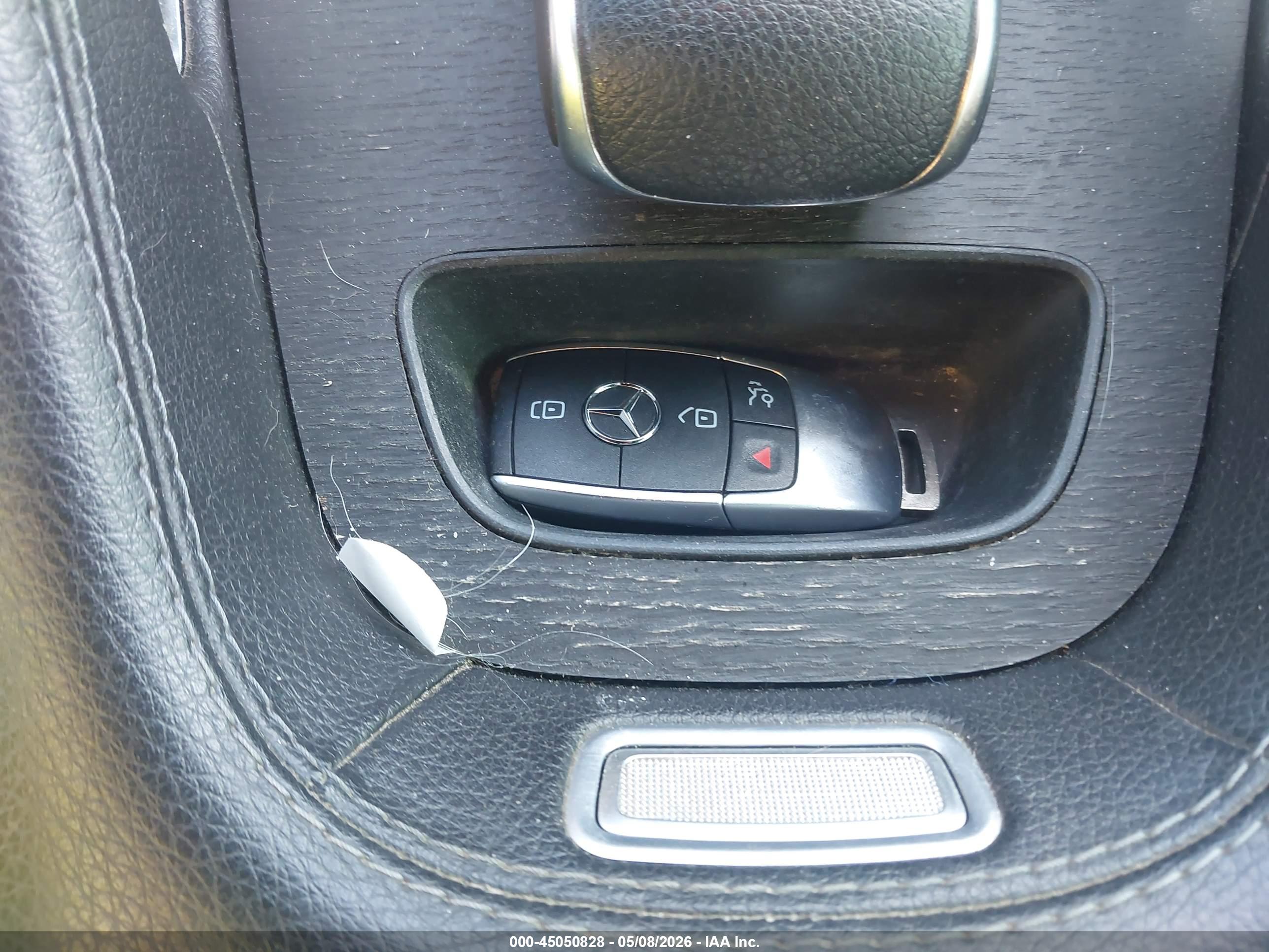 MERCEDES-BENZ GLE image 11