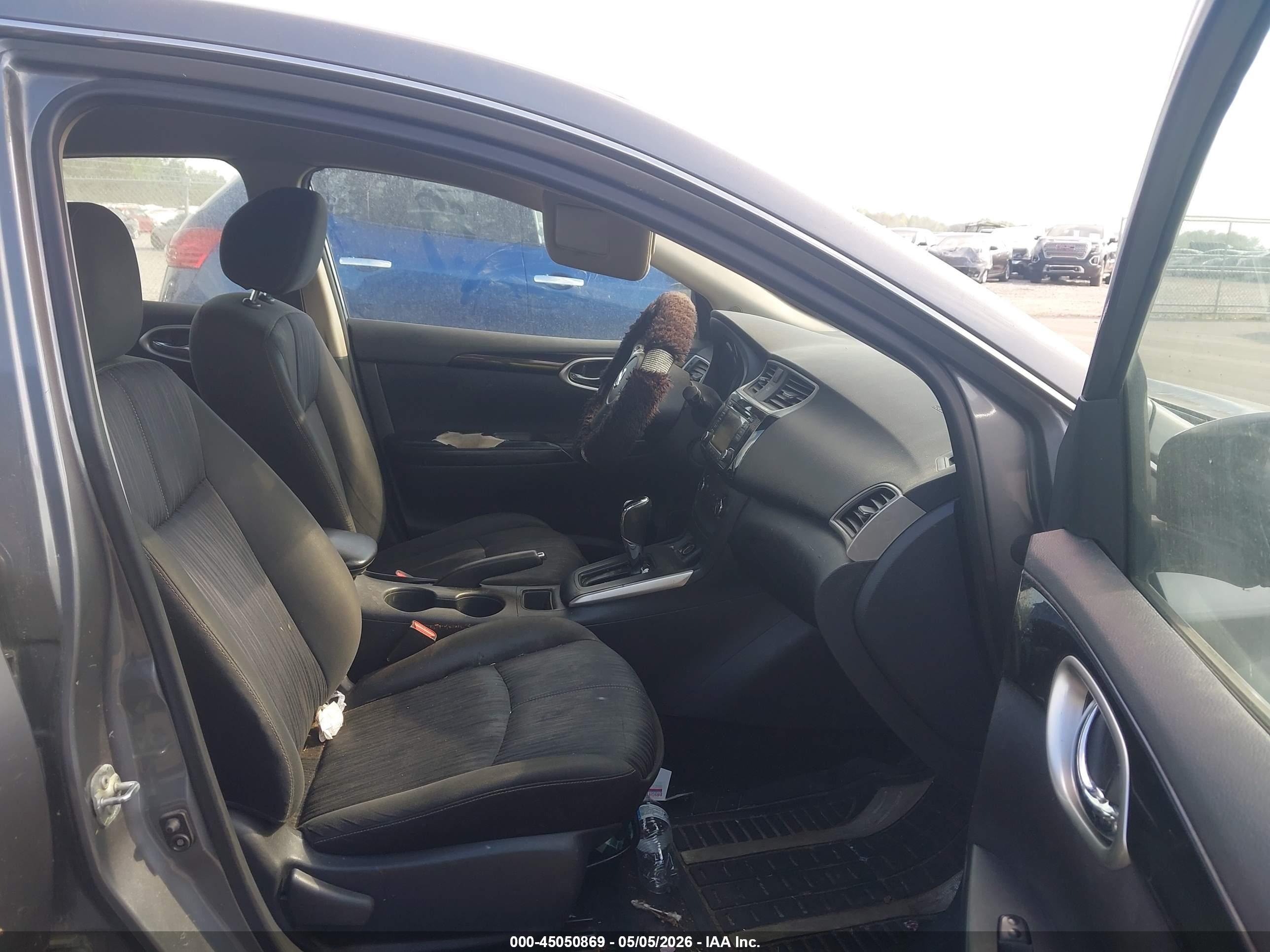 NISSAN SENTRA image 5