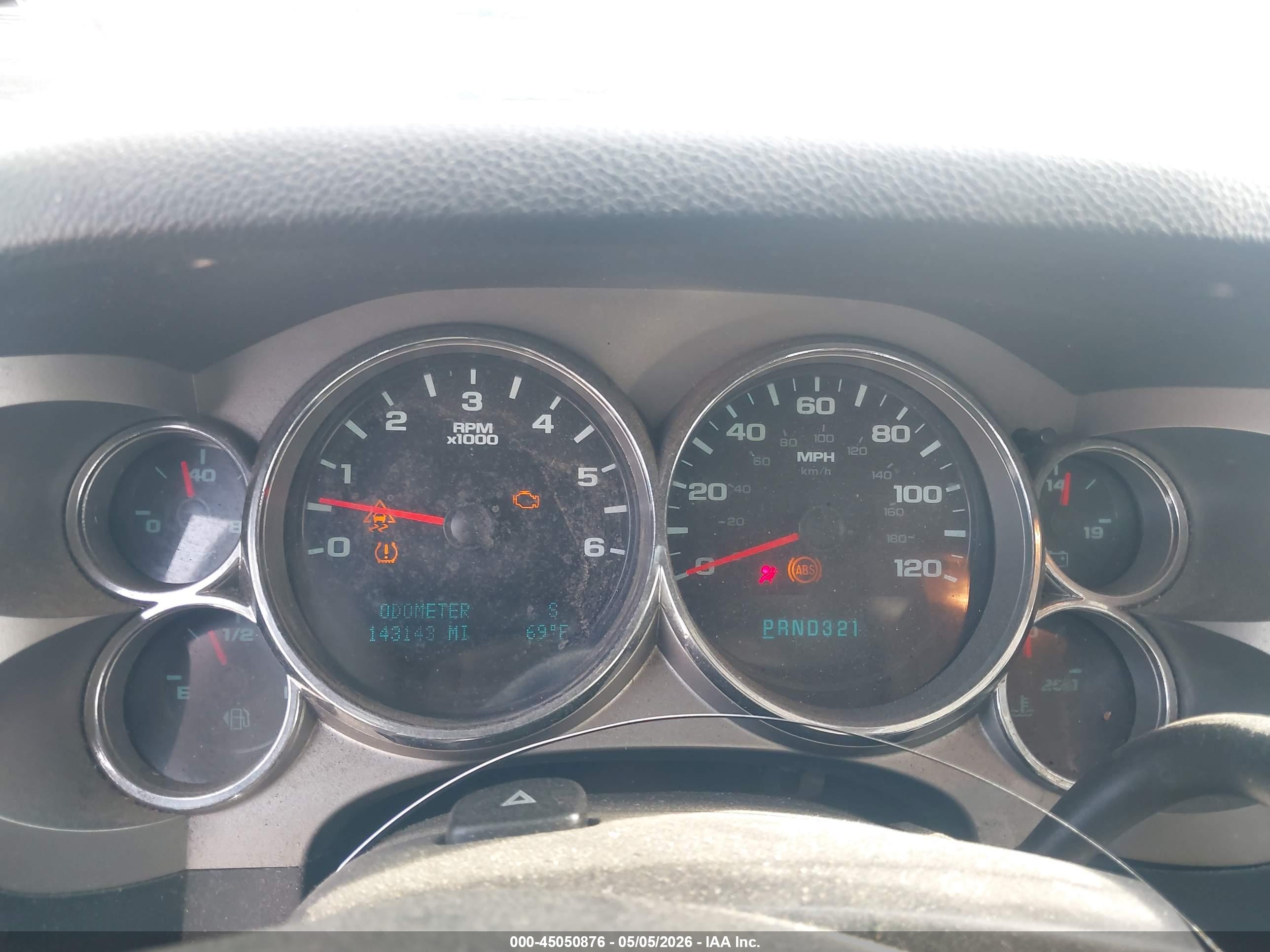 CHEVROLET SILVERADO image 7