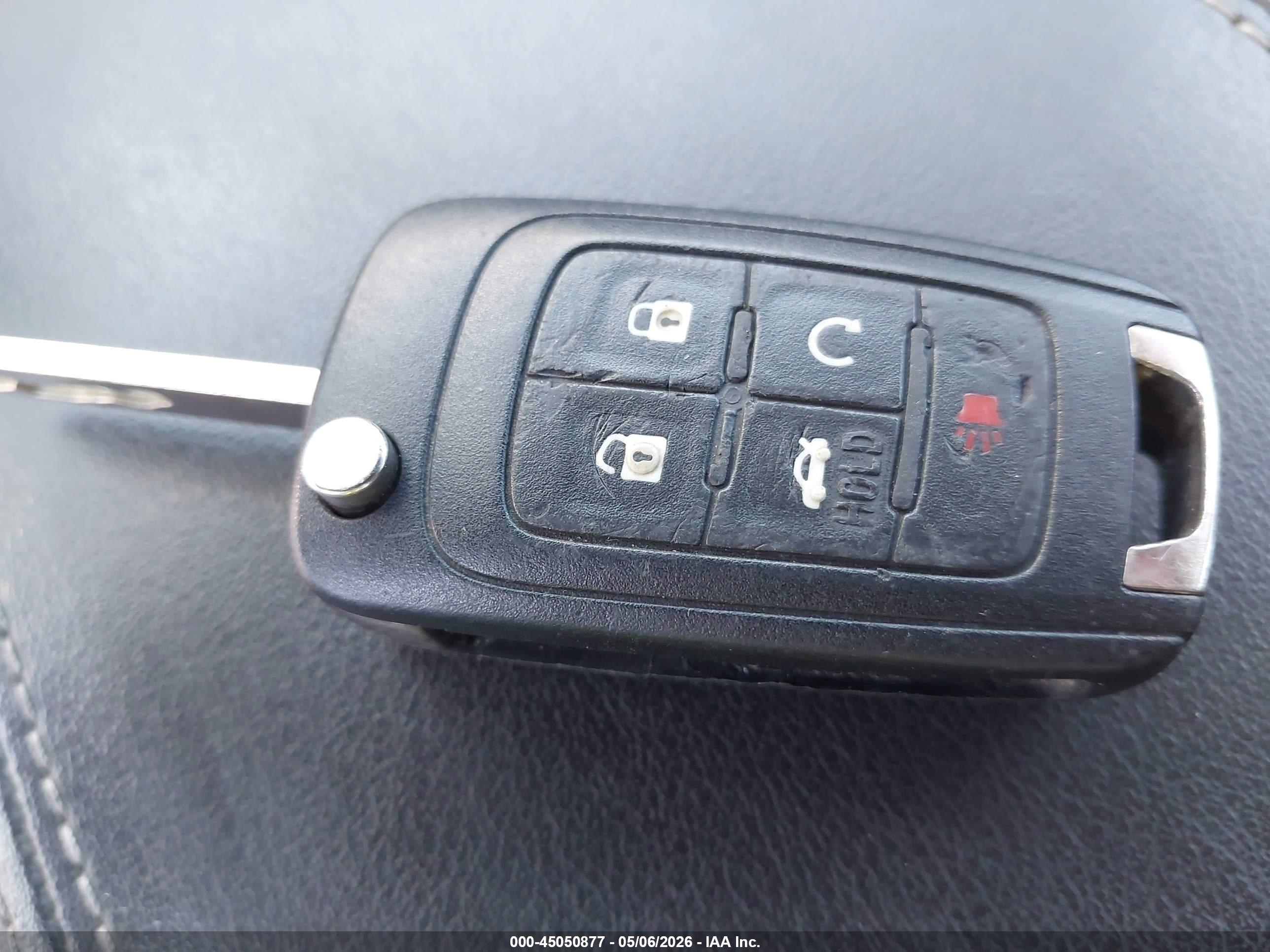 BUICK LACROSSE image 11
