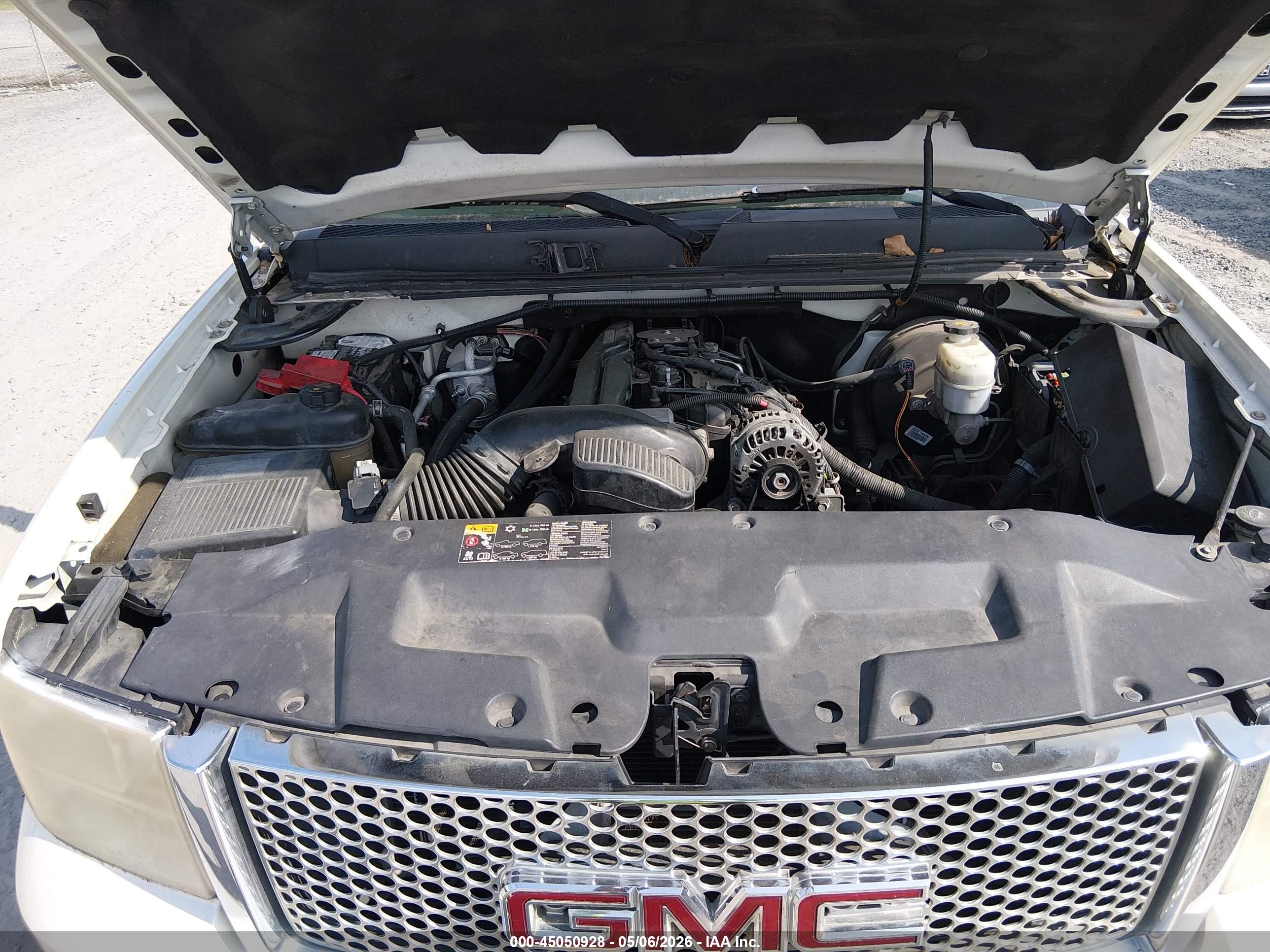 GMC SIERRA image 10