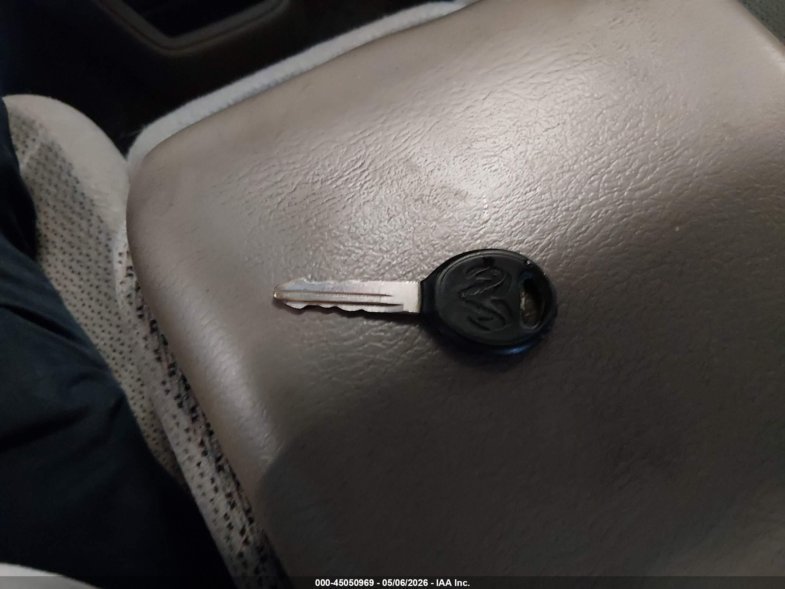DODGE DAKOTA image 11