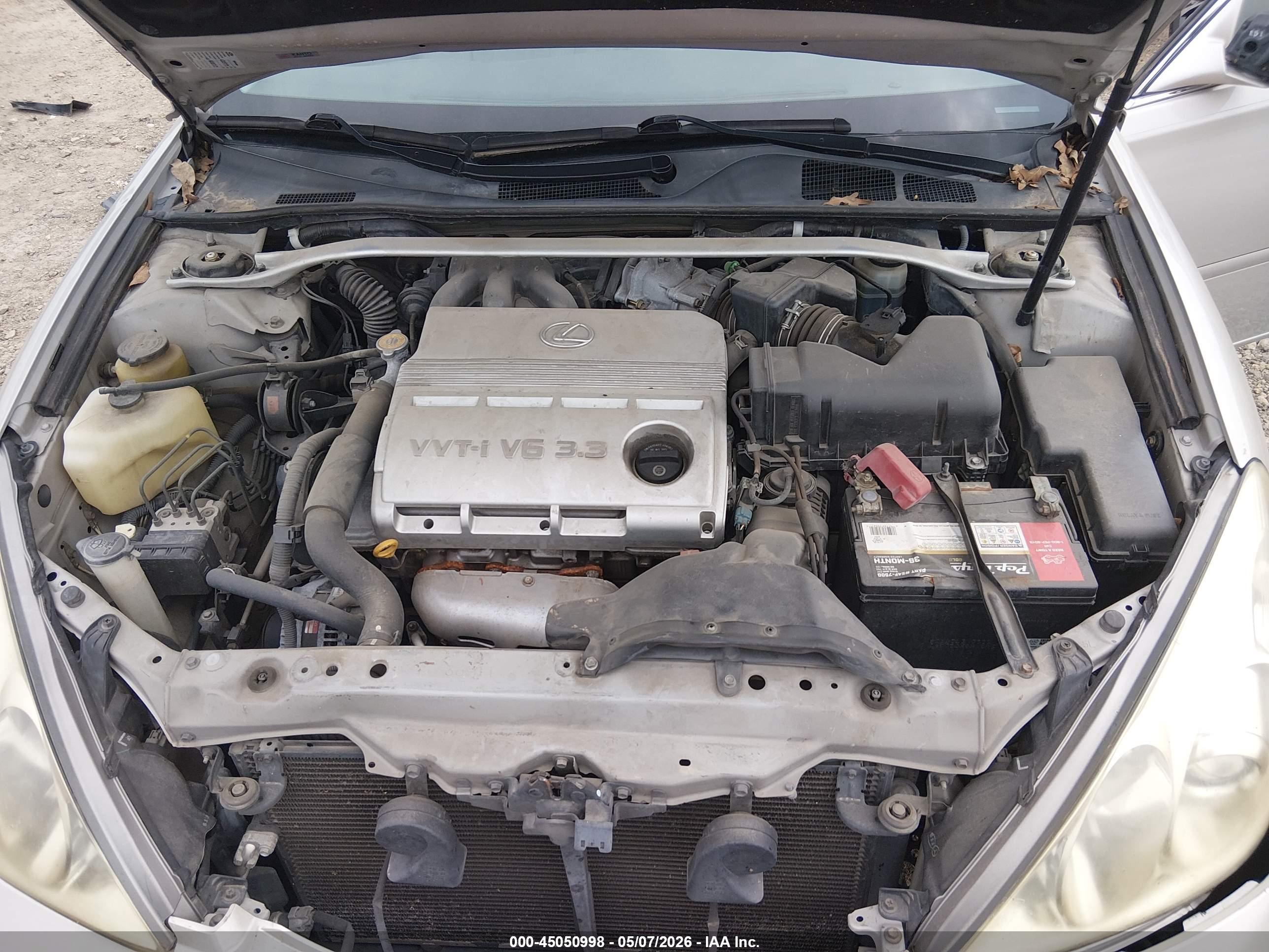 LEXUS ES image 10