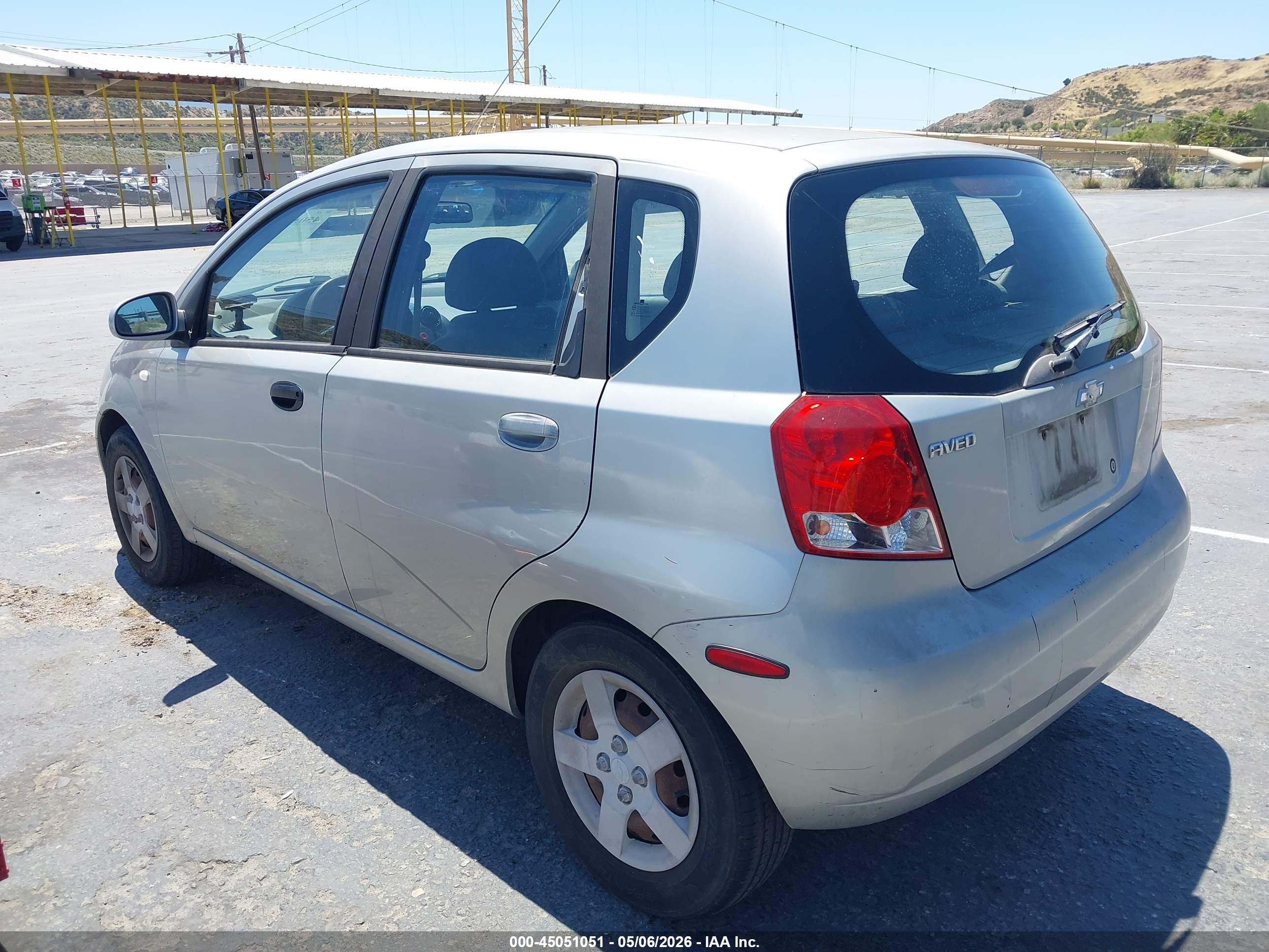 CHEVROLET AVEO image 3