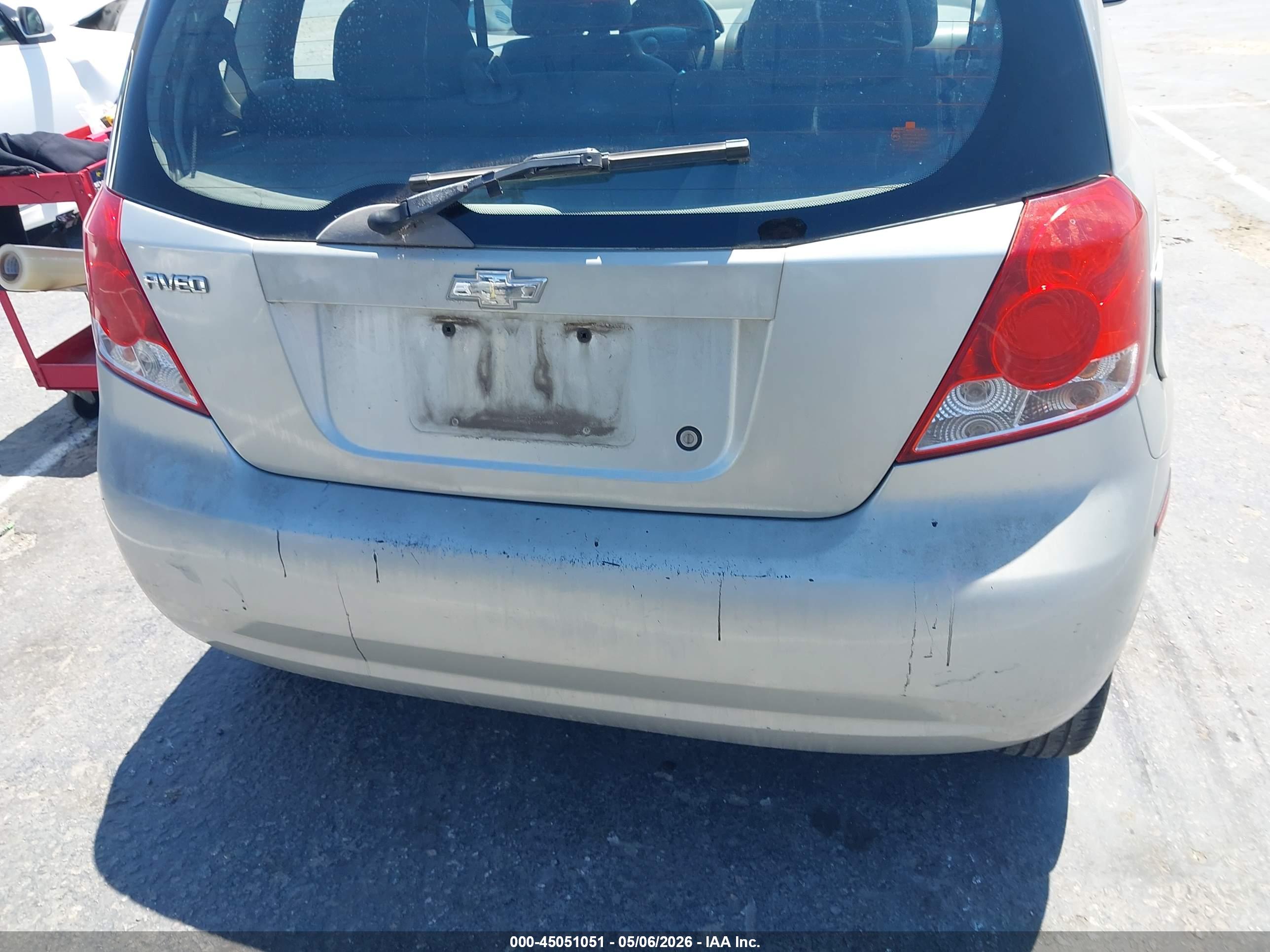 CHEVROLET AVEO image 6