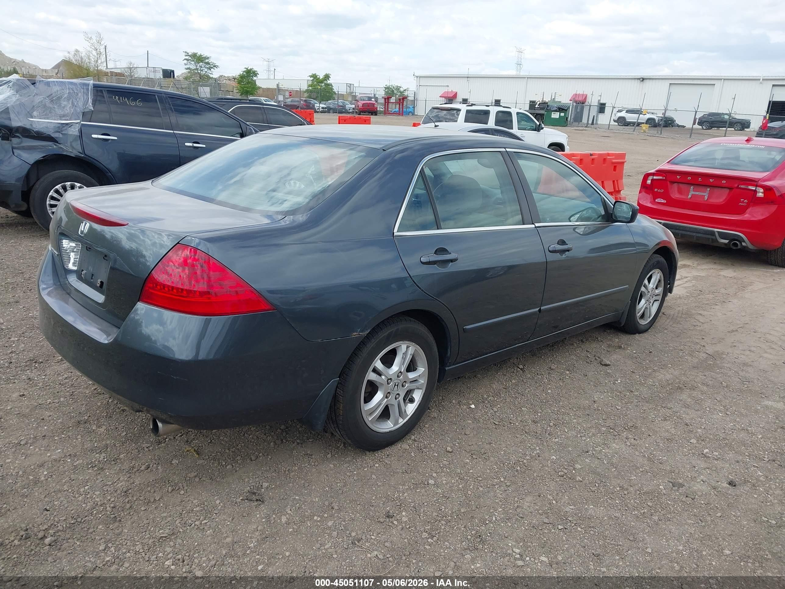 HONDA ACCORD image 4
