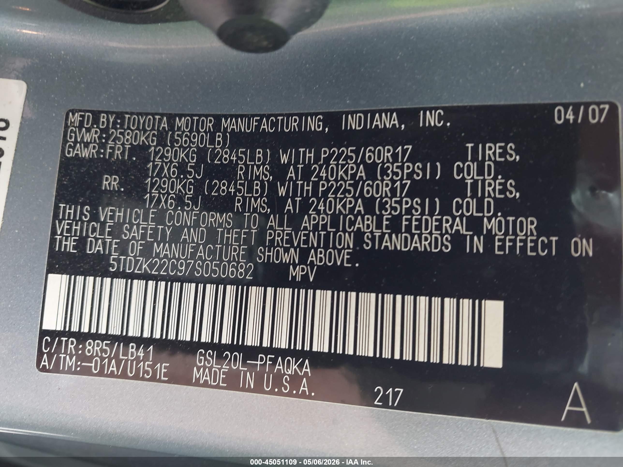 TOYOTA SIENNA image 9