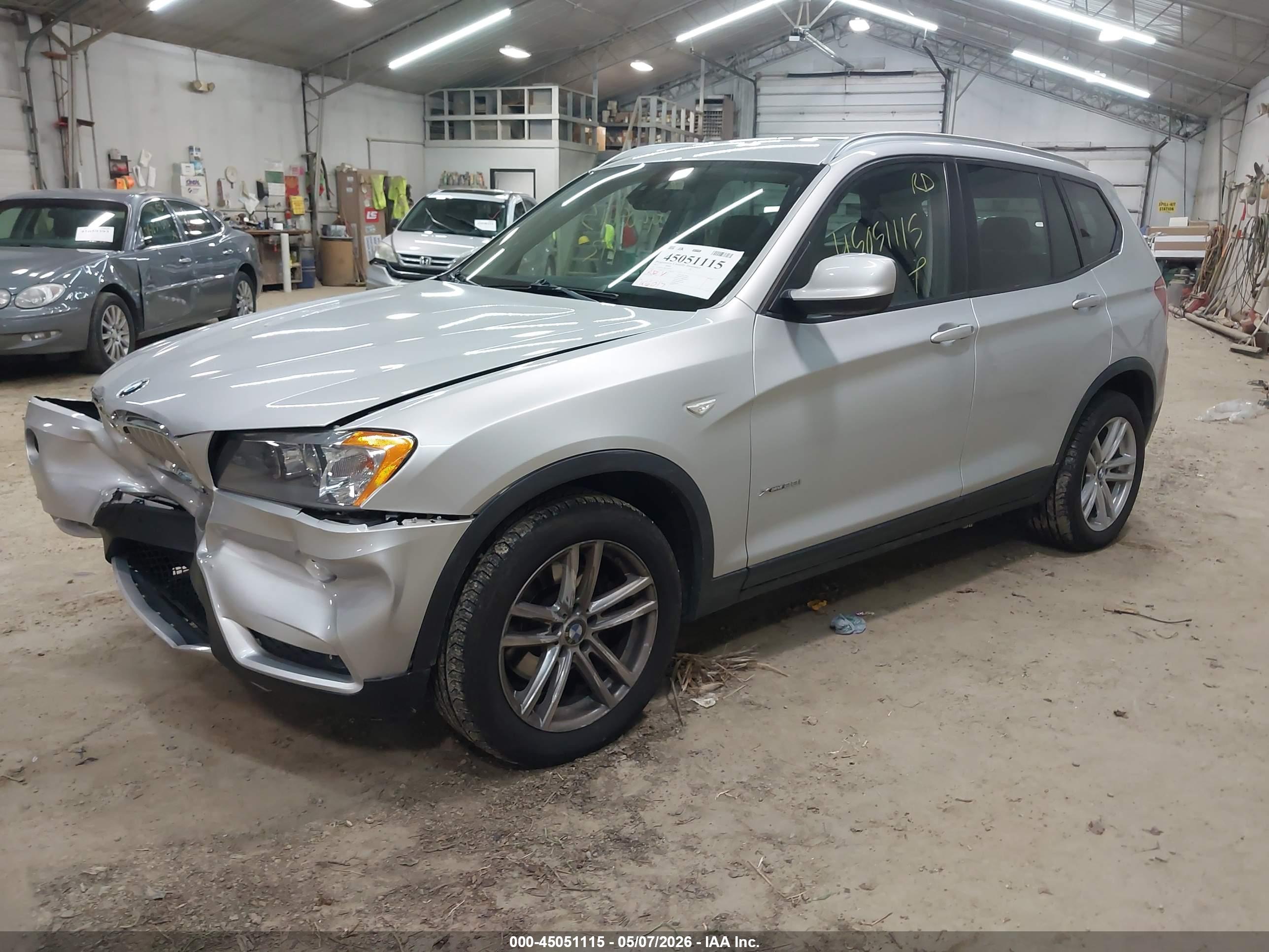 BMW X3 image 2