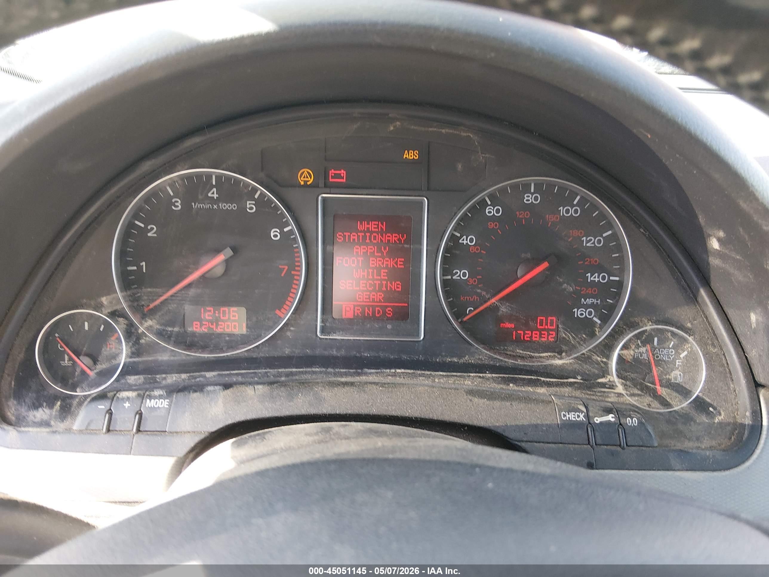 AUDI A4 image 7
