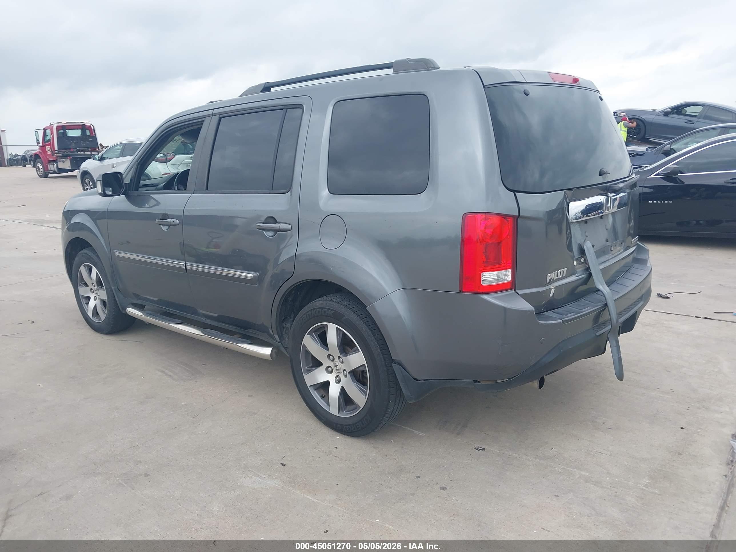 HONDA PILOT image 3