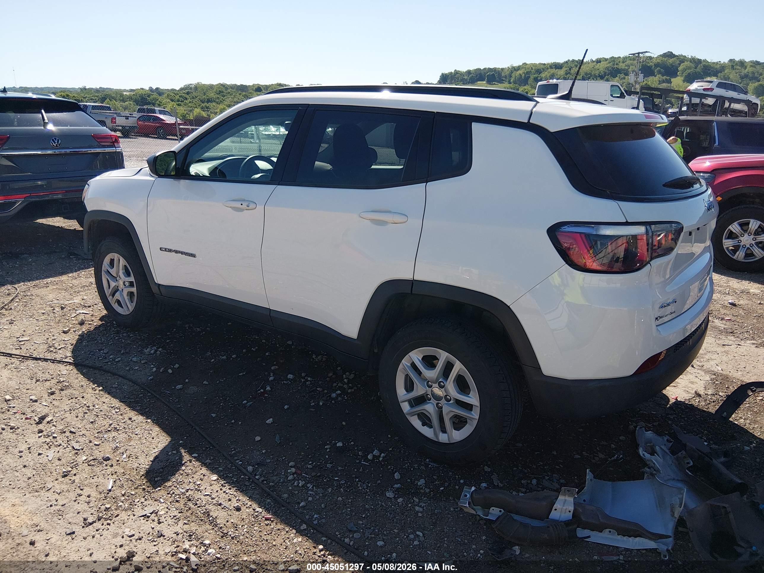 JEEP COMPASS image 3