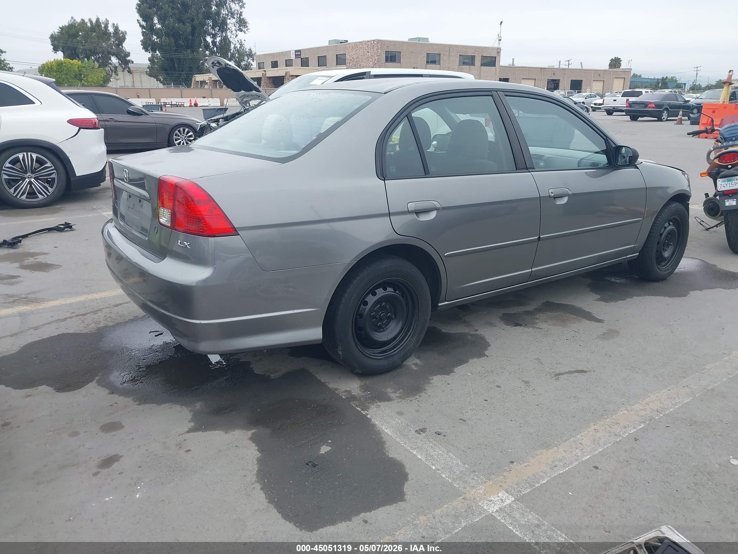 HONDA CIVIC image 4