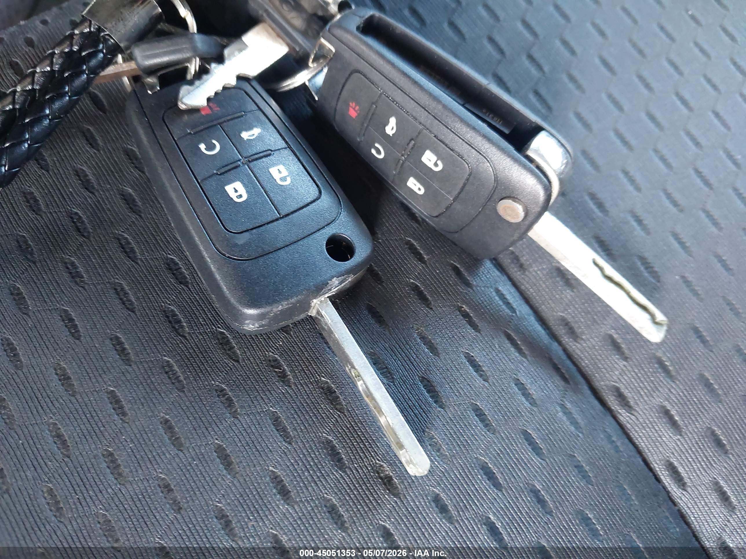 GMC TERRAIN image 11