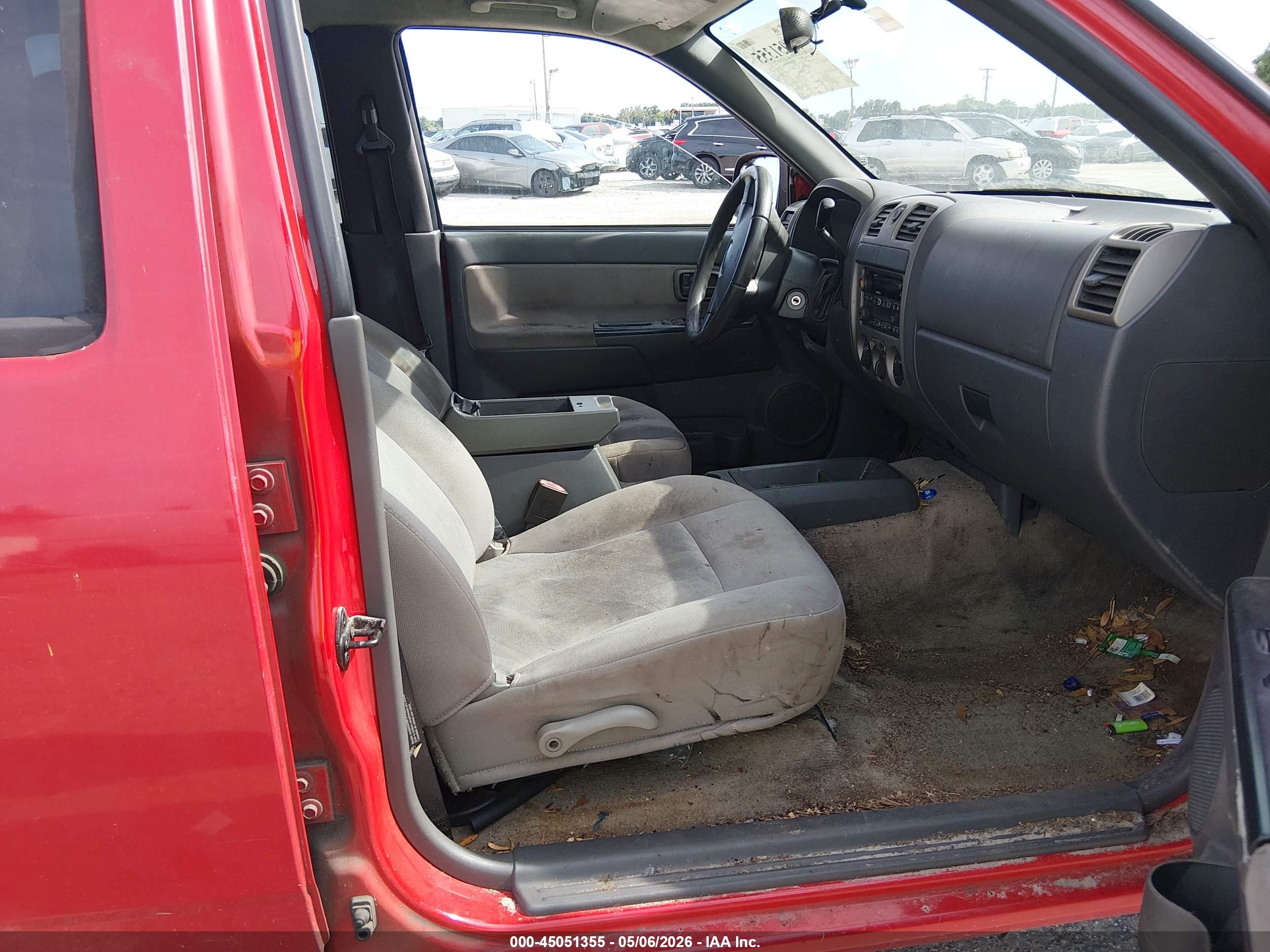 CHEVROLET COLORADO image 5