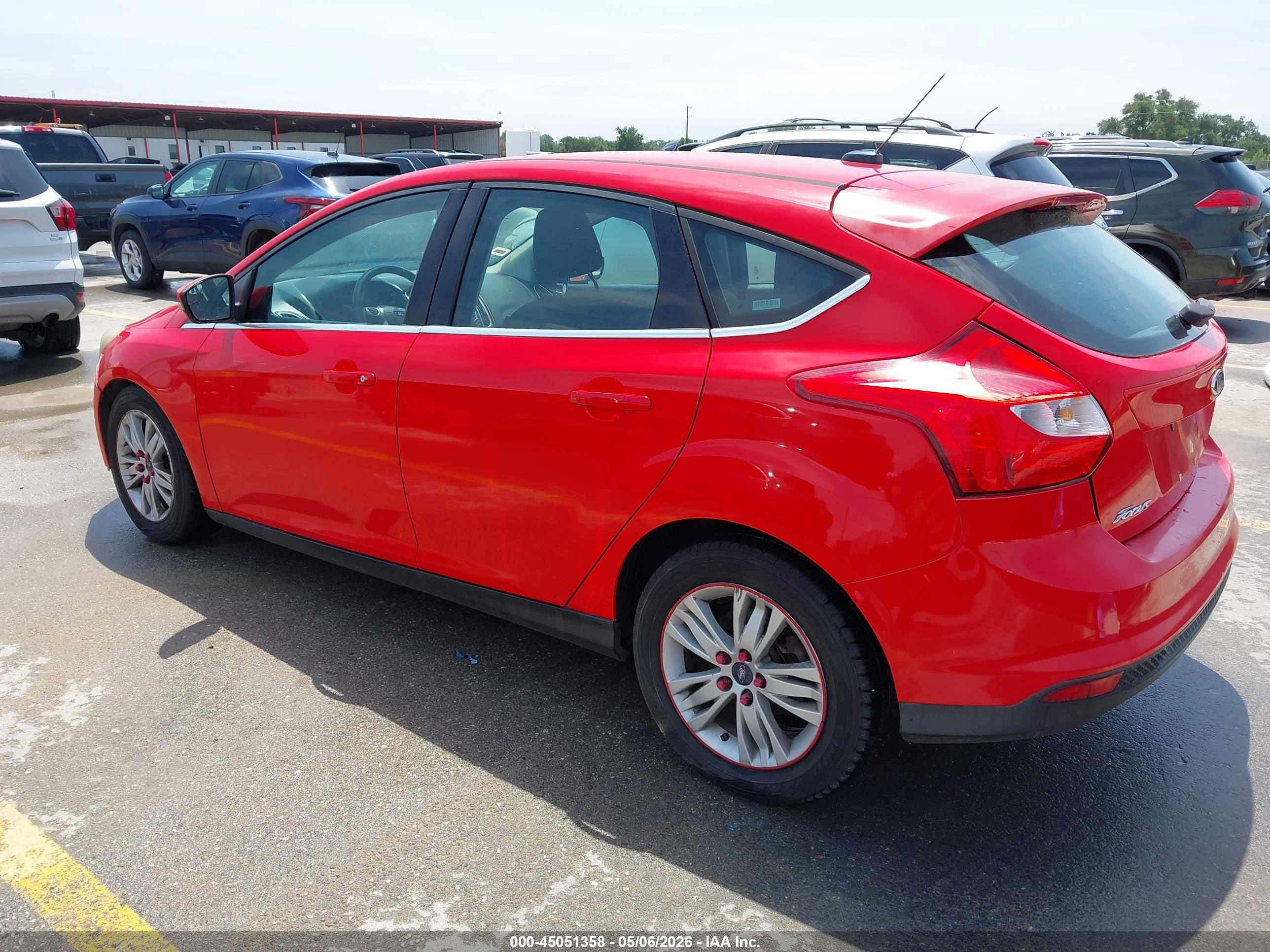 FORD FOCUS image 3