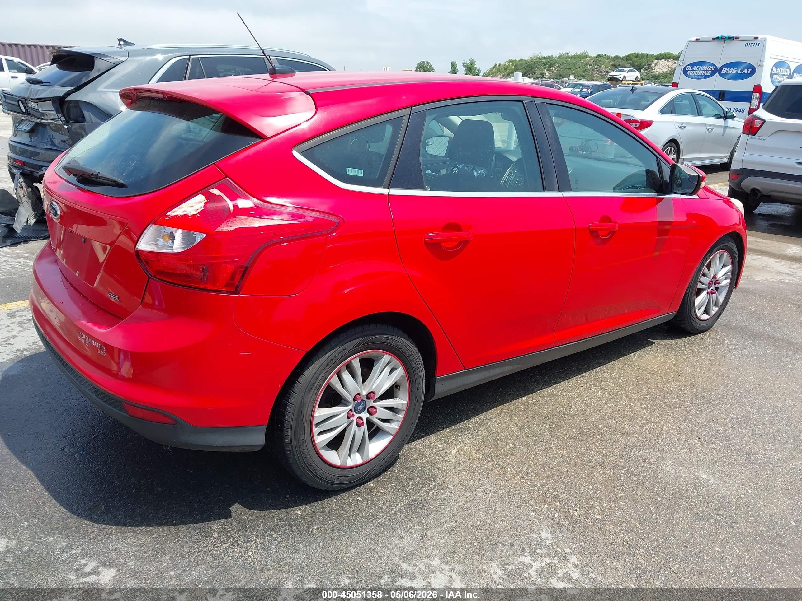 FORD FOCUS image 4
